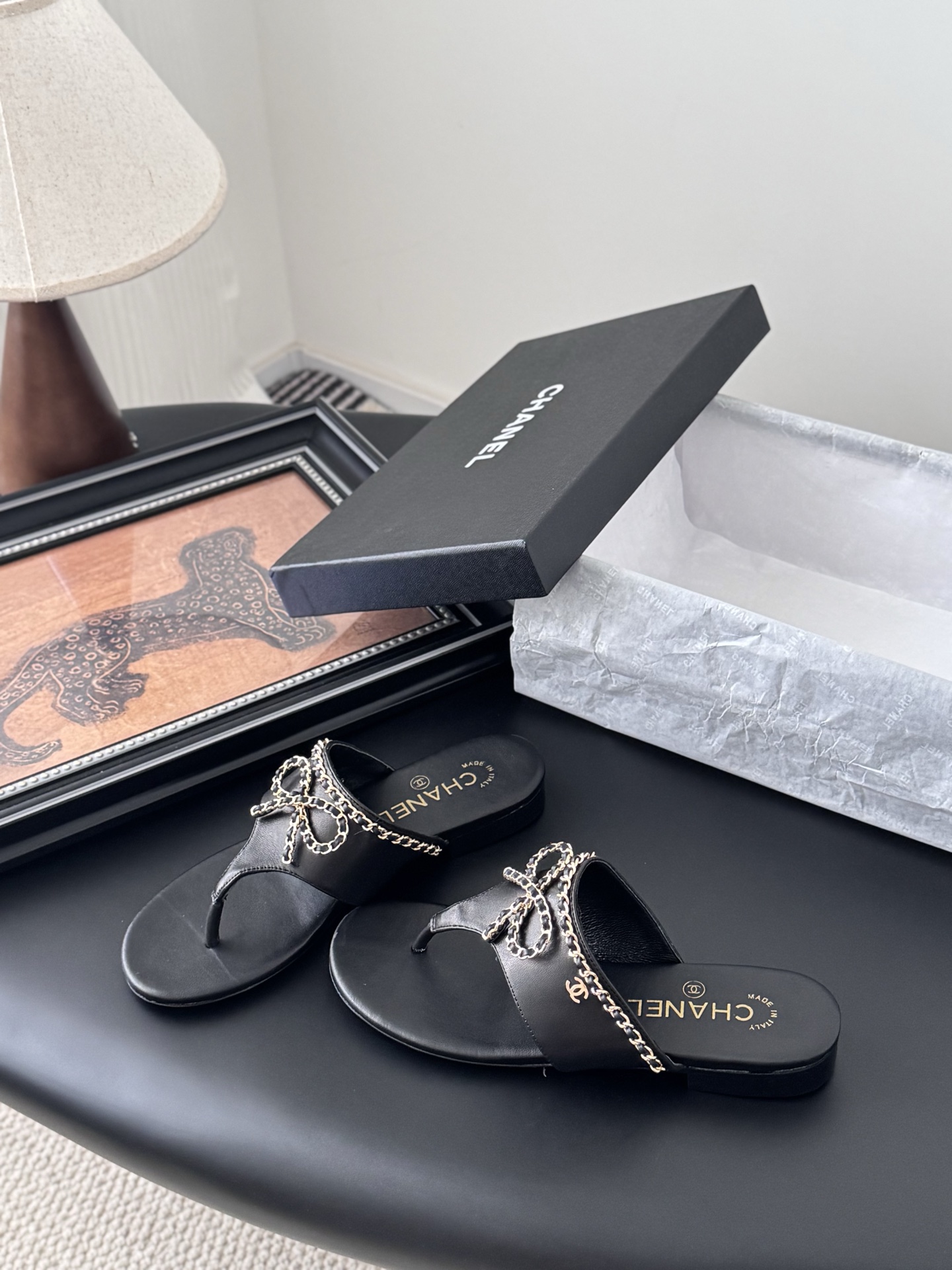 [TOP] CHANEL Slippers - 2 Colors