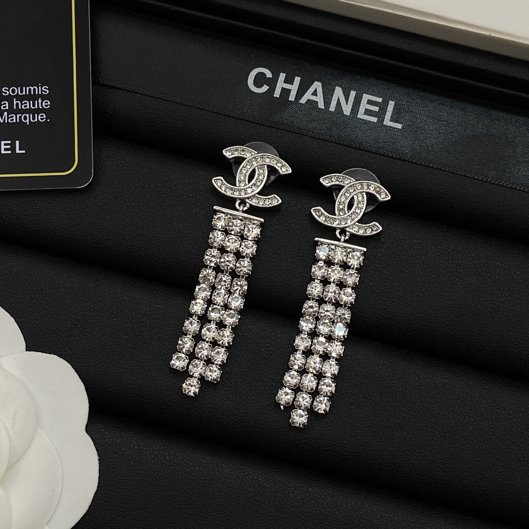 [TOP] CHANEL  Earrings - Sliver - 711 Luxury