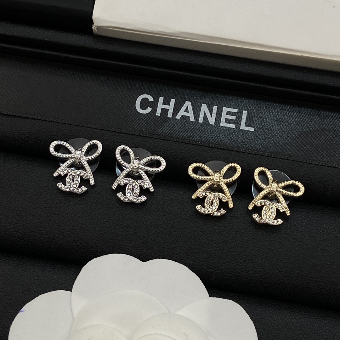 [TOP] CHANEL  Earrings - 2 Colors