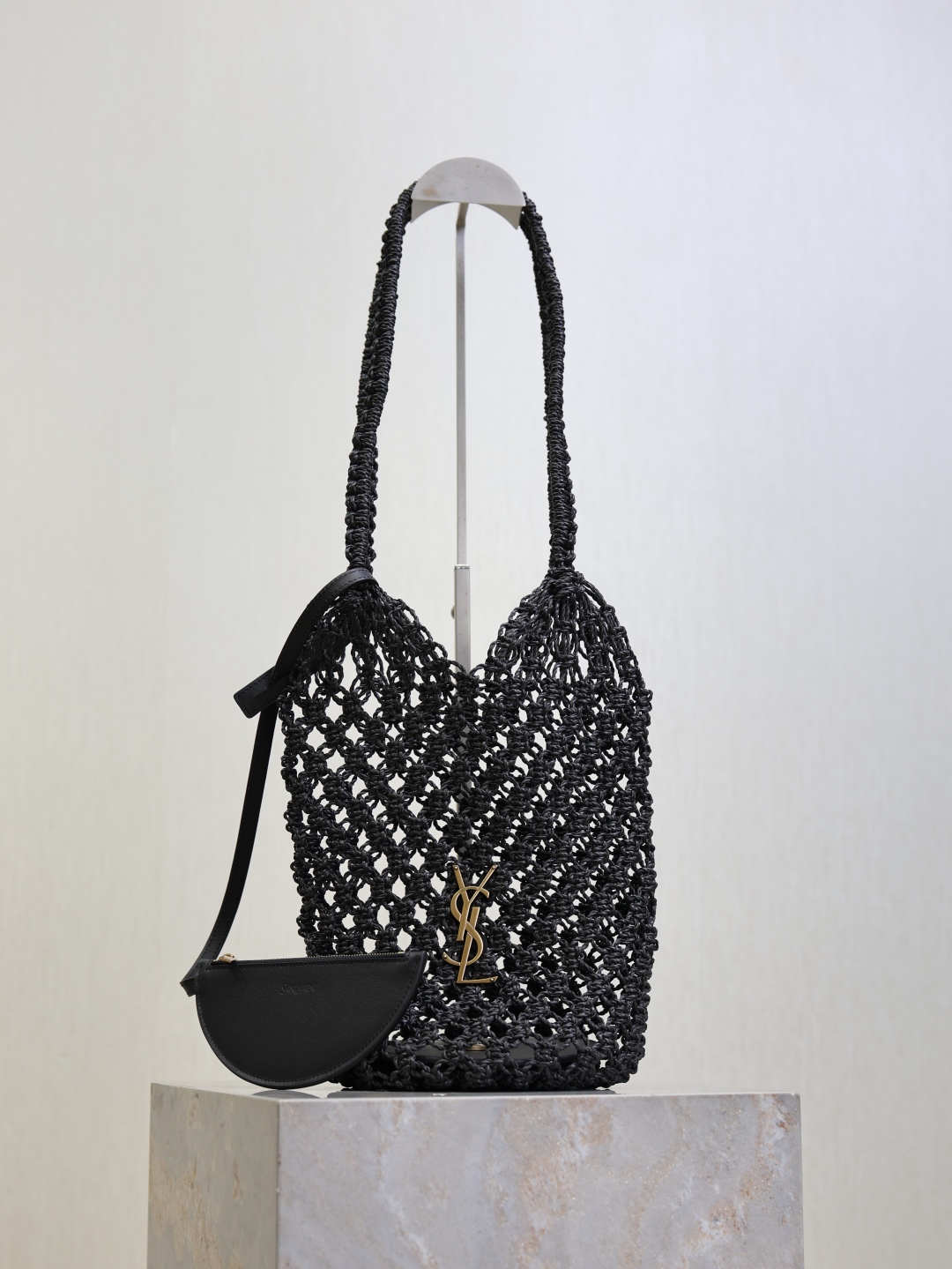[TOP] Yves Saint Laurent YSL Woven Shopping Bag 18x16x33cm - Black