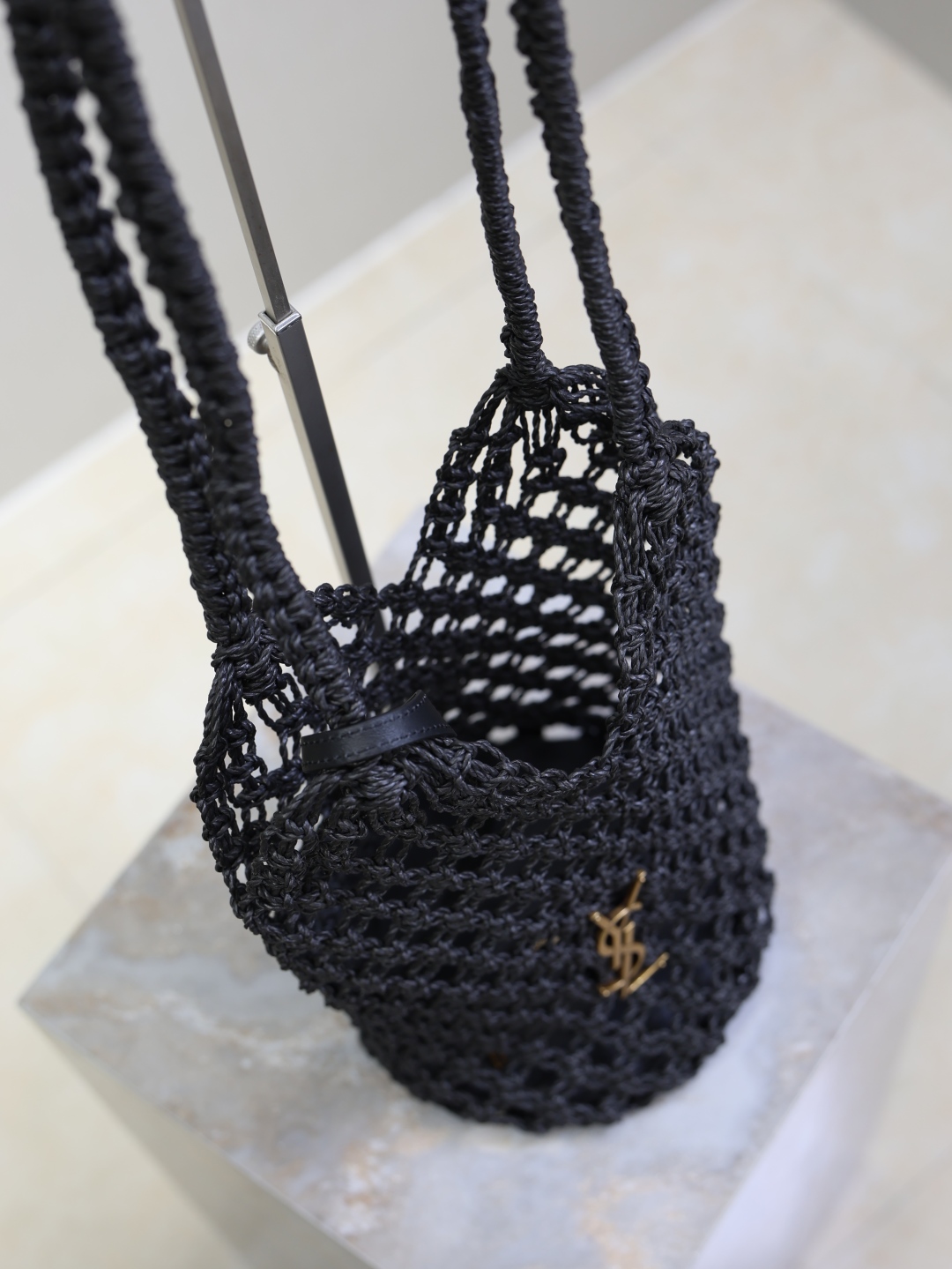 [TOP] Yves Saint Laurent YSL Woven Shopping Bag 18x16x33cm - Black