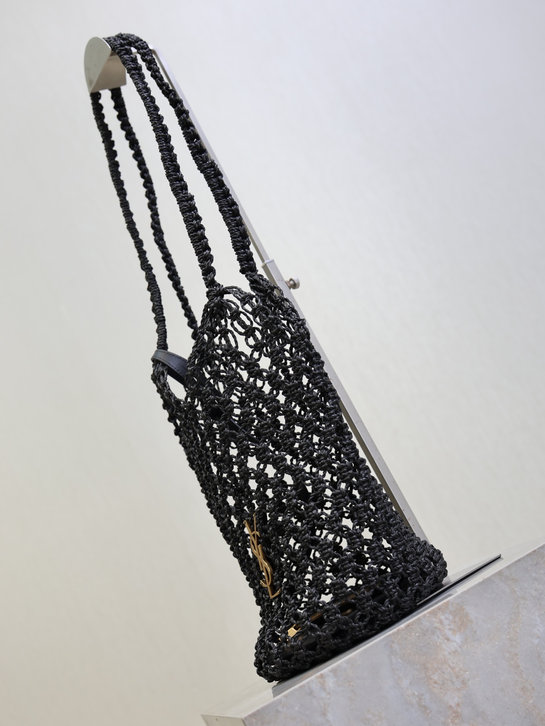 [TOP] Yves Saint Laurent YSL Woven Shopping Bag 18x16x33cm - Black