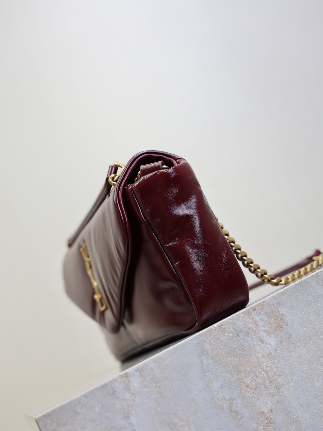 [TOP] Yves Saint Laurent YSL Calypso Lambskin Chain Bag 26 × 14 × 7 cm - Dark Red