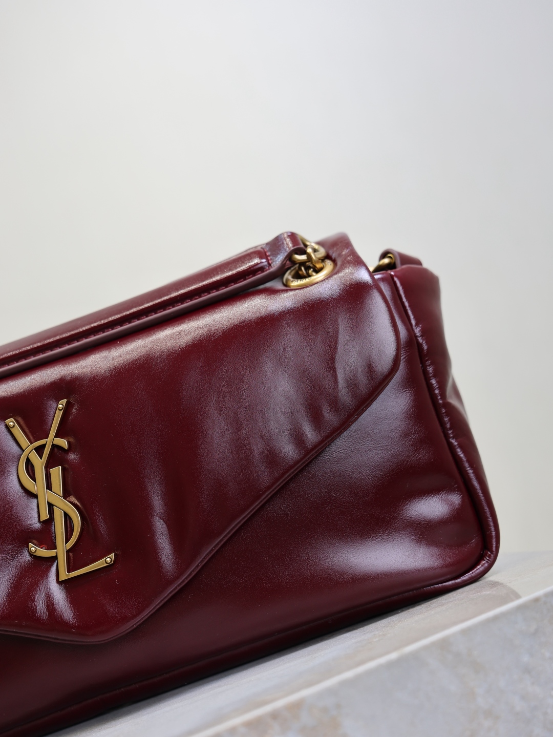 [TOP] Yves Saint Laurent YSL Calypso Lambskin Chain Bag 26 × 14 × 7 cm - Dark Red