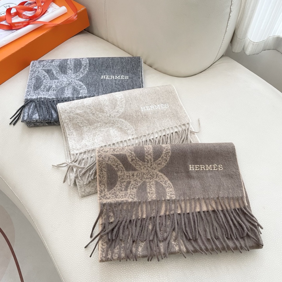 [TOP] HERMES Scarf 32x200cm - 3 Colors