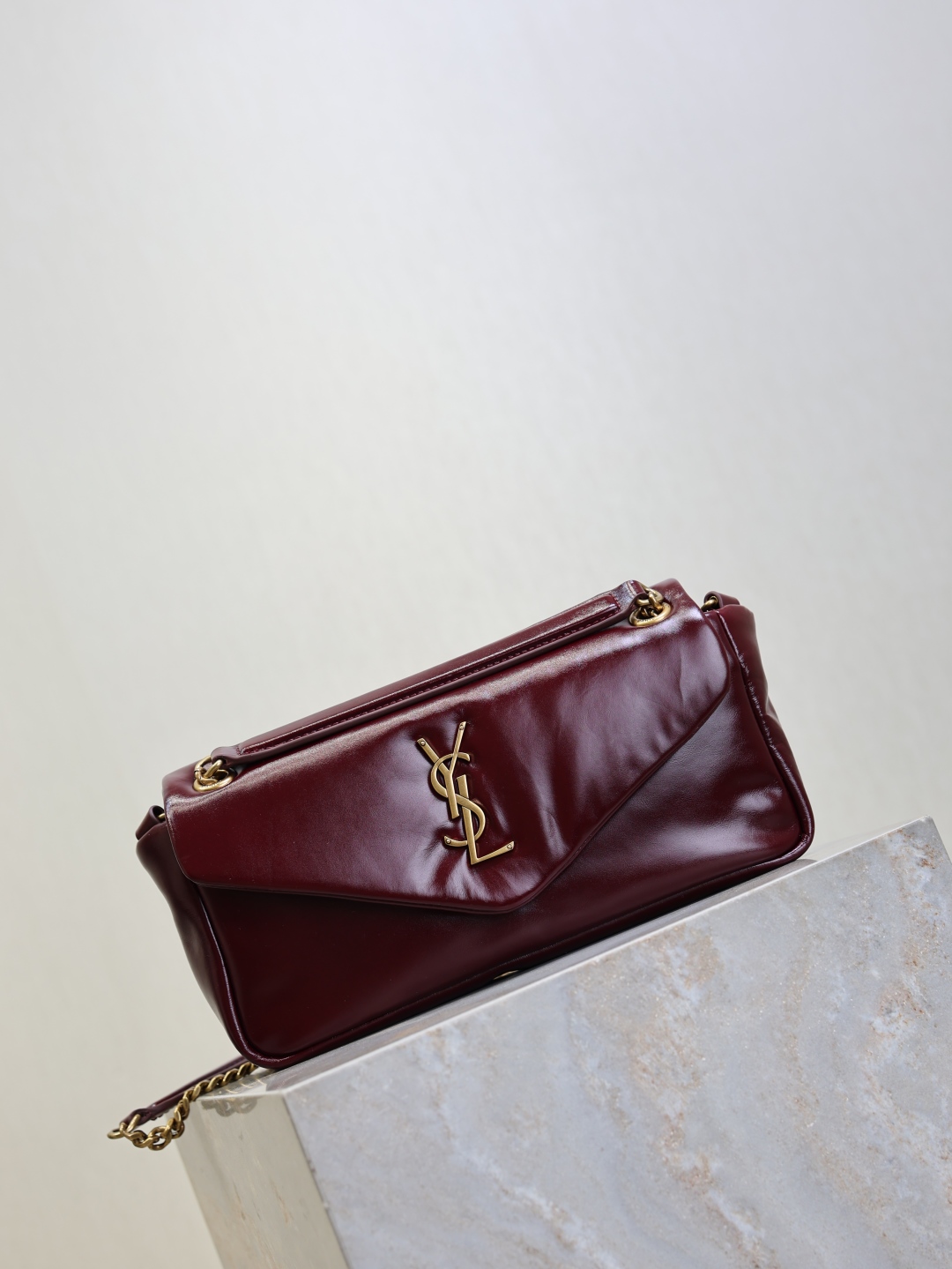 [TOP] Yves Saint Laurent YSL Calypso Lambskin Chain Bag 26 × 14 × 7 cm - Dark Red