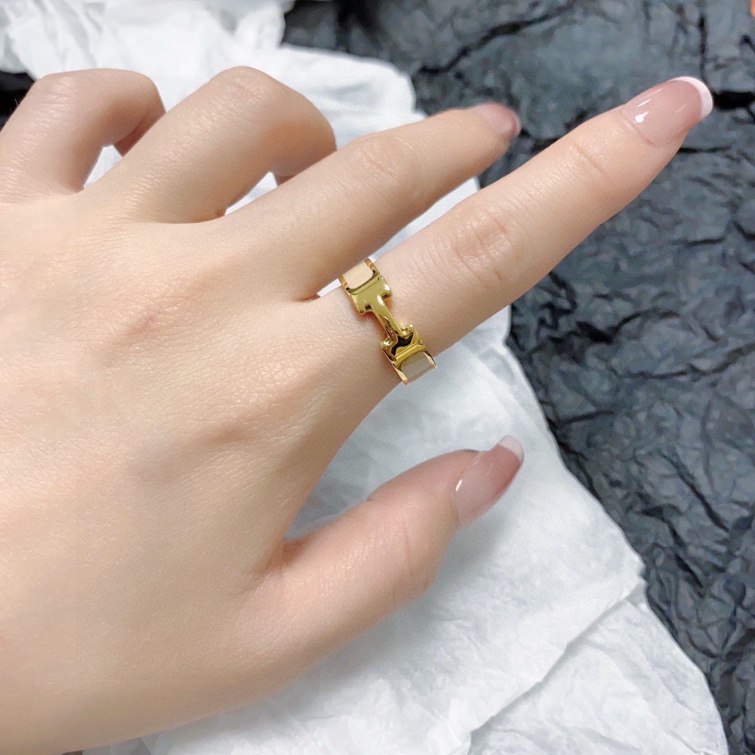 [TOP] HERMES Ring - Yellow Gold