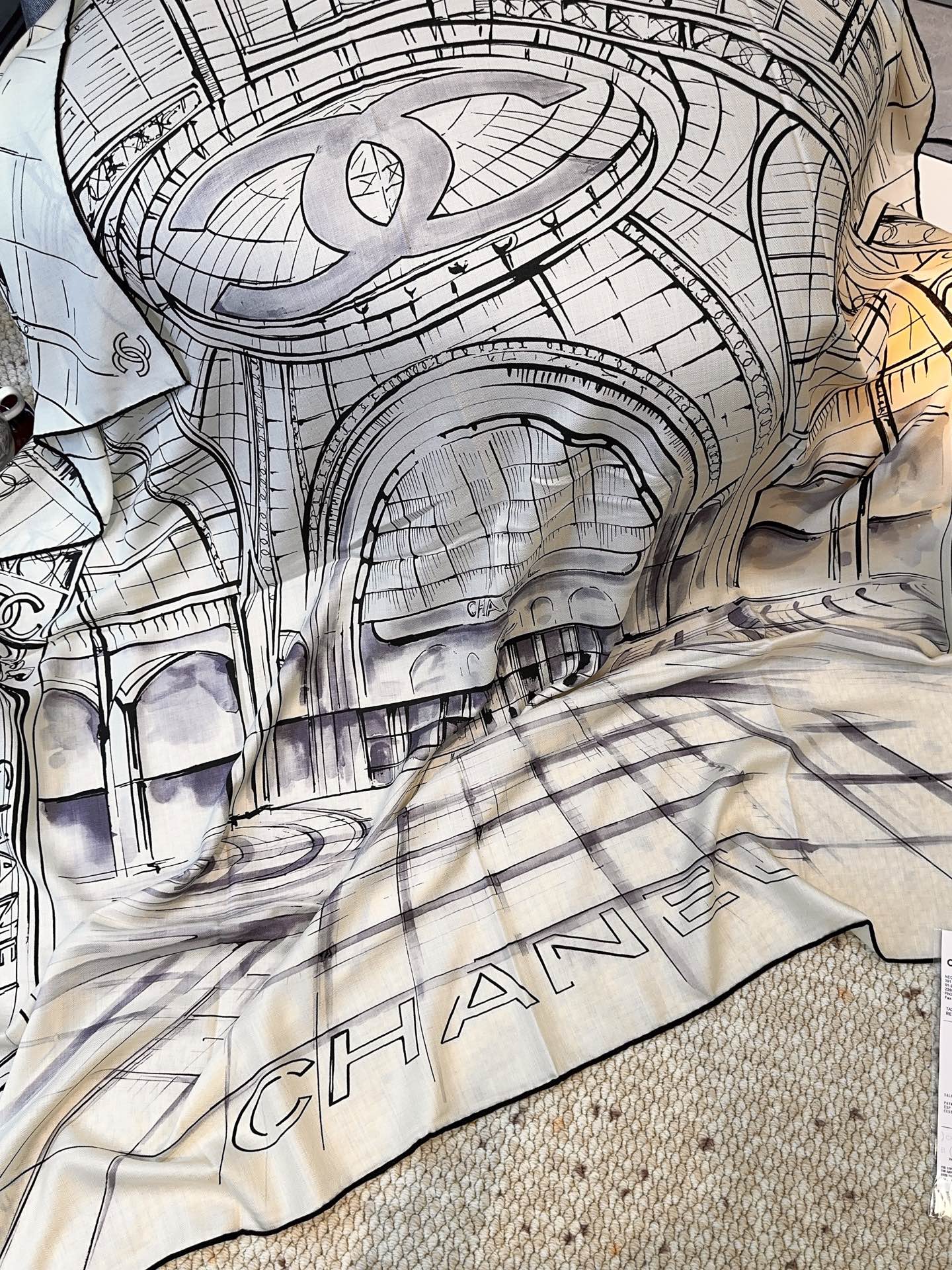 [TOP] CHANEL CC Scarf 140x140cm - 2 Color