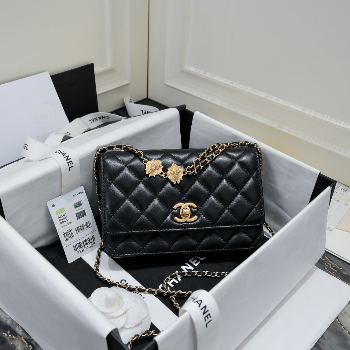 [TOP] CHANEL WOC Bag with Lion Head Badge 19*12.5cm - 4 Colors