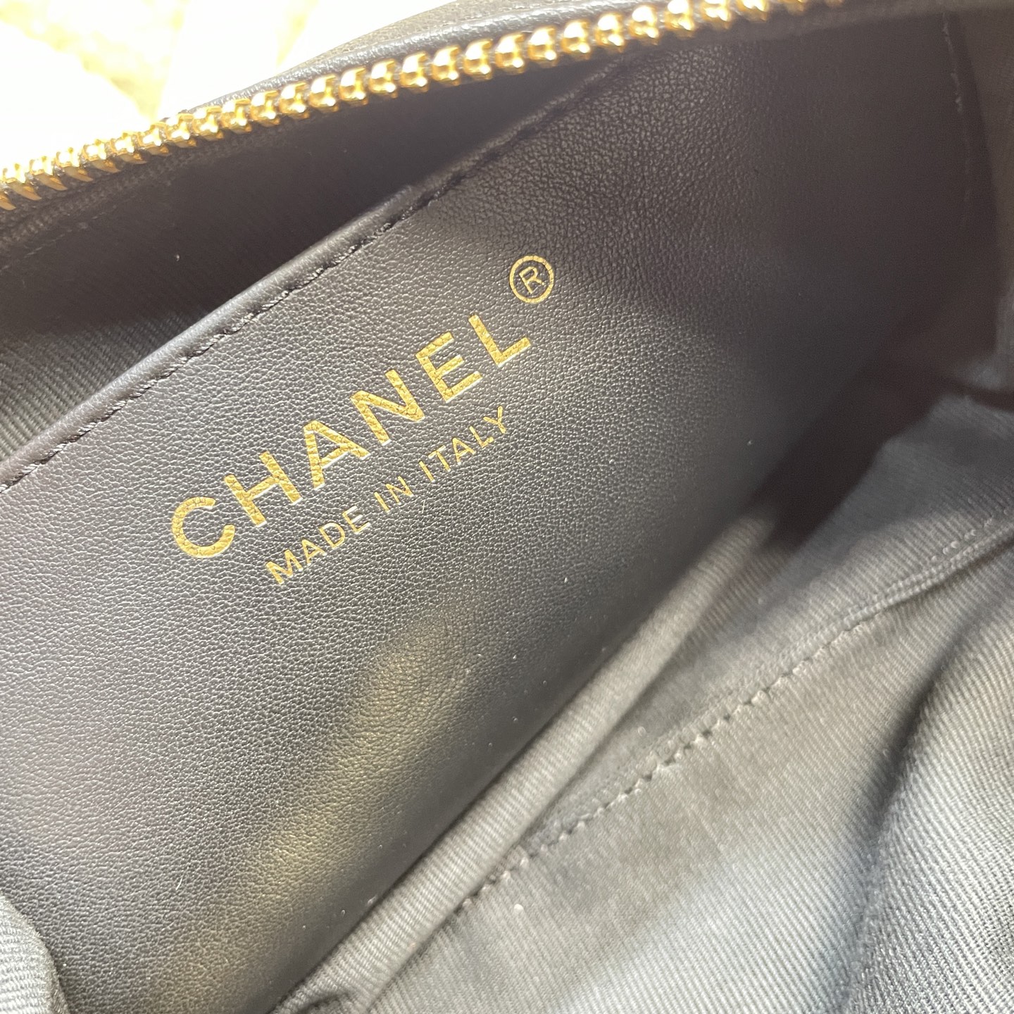 [TOP] CHANEL Hobo Bag 24x28x8cm - 3 Colour