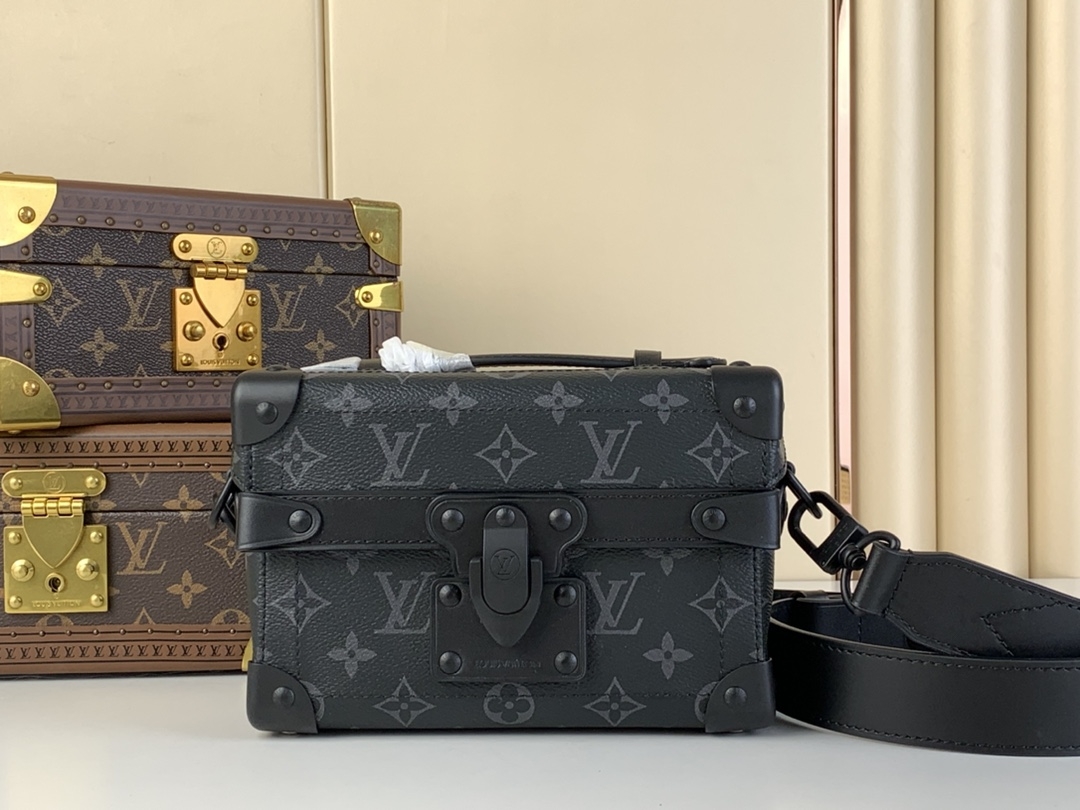 [TOP] Louis Vuitton LV Soul Trunk Bag Monogram Eclipse 19x15x7cm - Black
