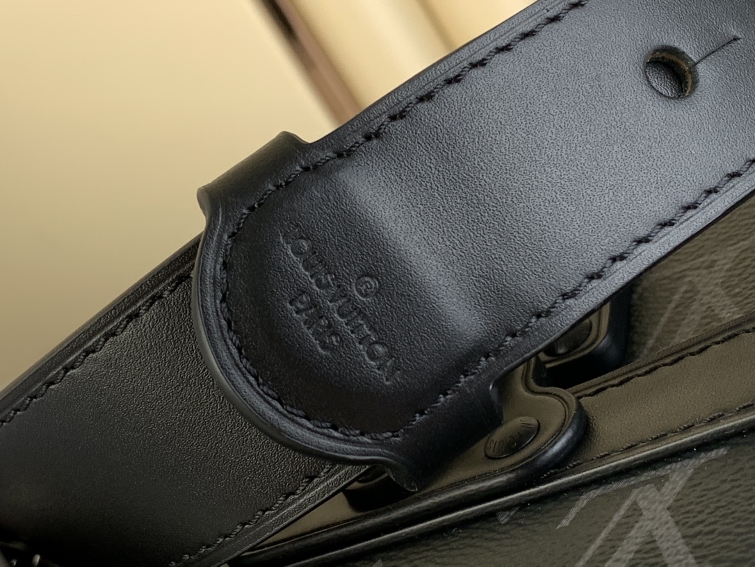 [TOP] Louis Vuitton LV Soul Trunk Bag Monogram Eclipse 19x15x7cm - Black