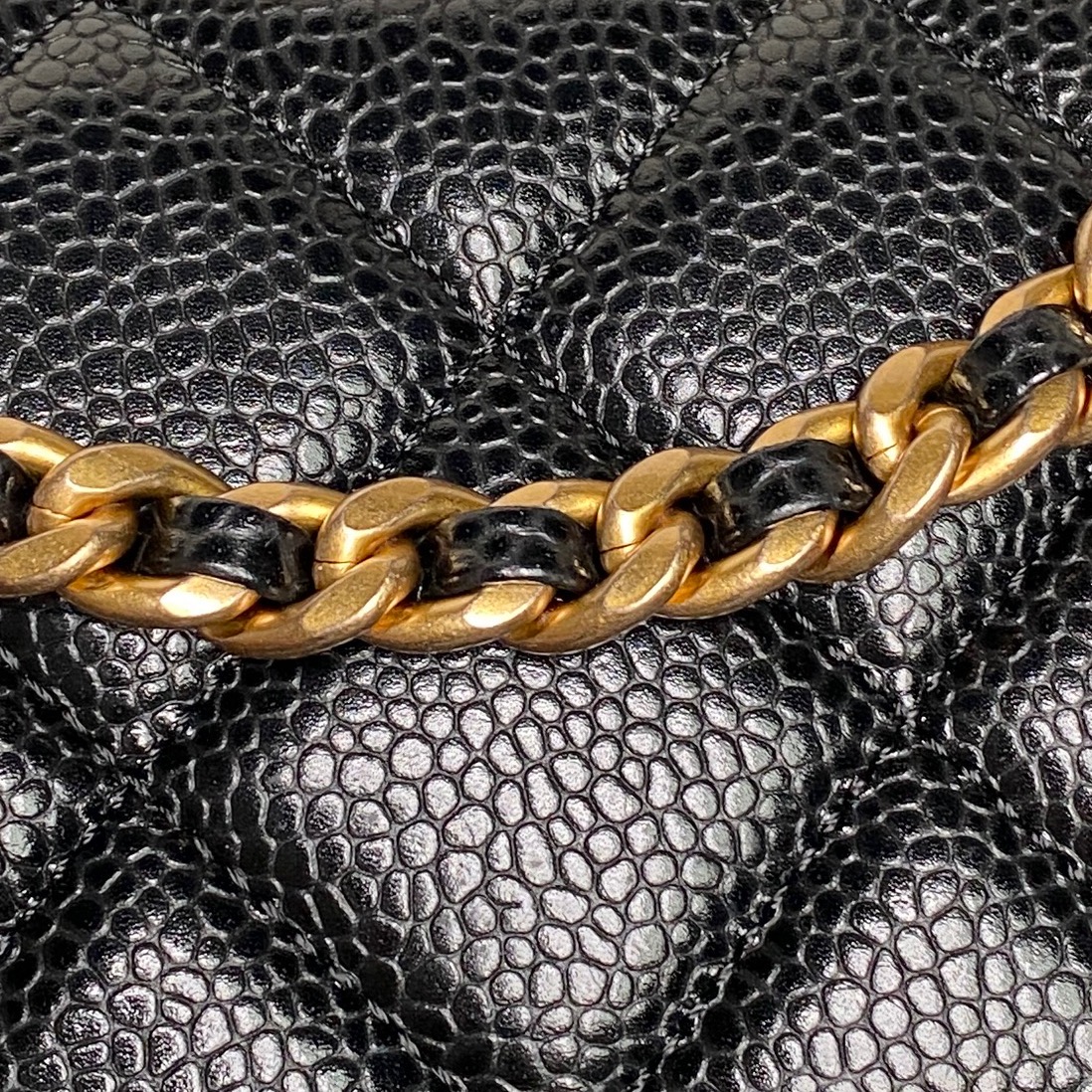 [TOP] CHANEL Backpack Lychee-Patterned Cowhide 15.5×22×6cm/18×24×6cm - Black&GHW