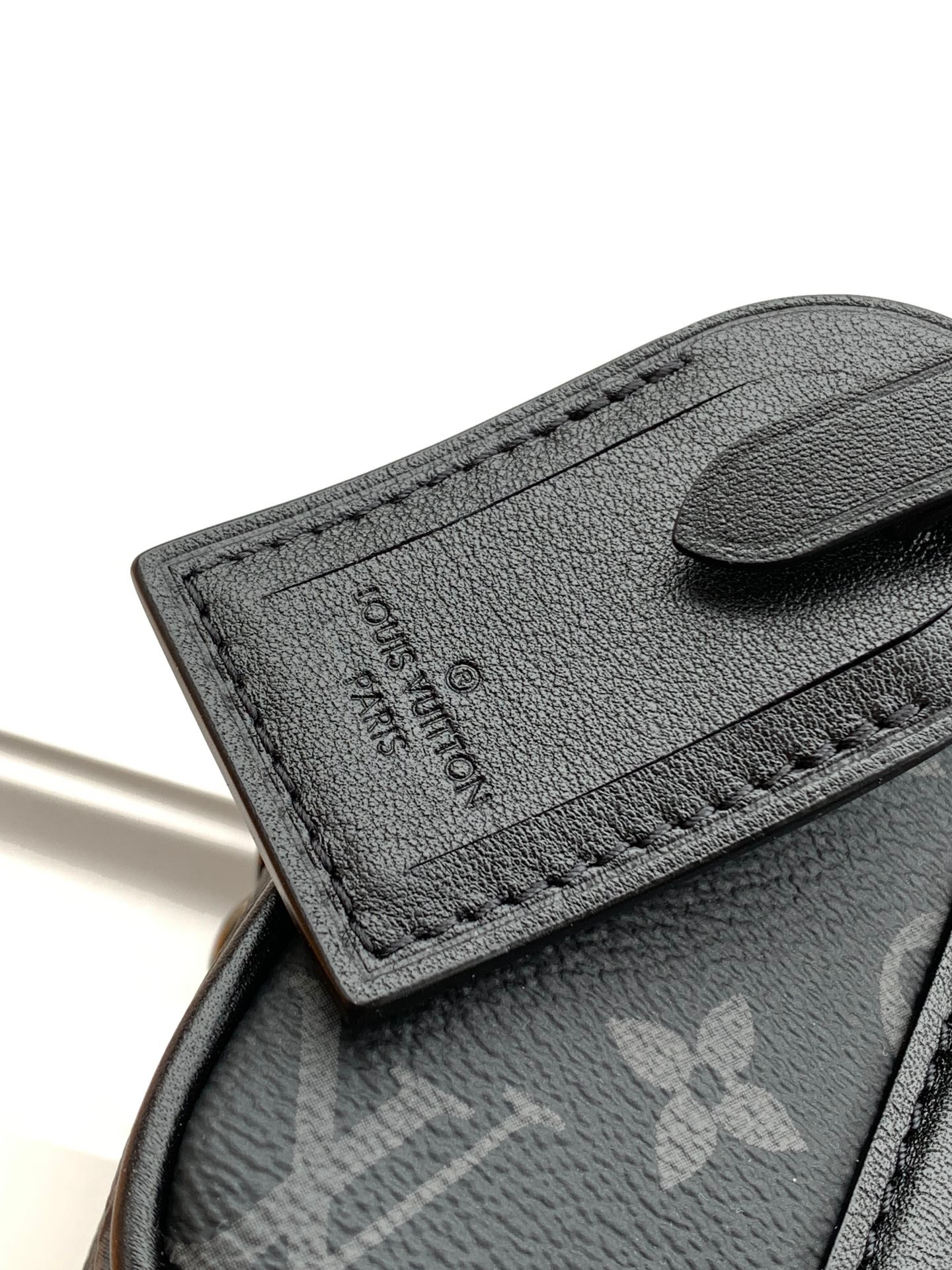 [TOP] Louis Vuitton LV Nano Porte Documents Voyage Bag 20x13x5.5cm - Black