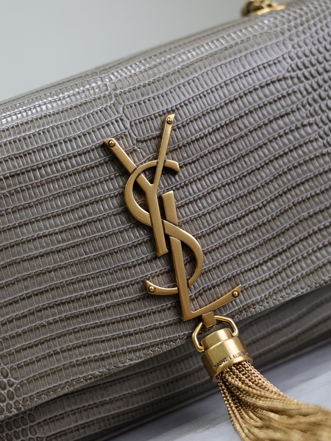 [TOP] Yves Saint Laurent YSL Kate Tassel Bag Lizard Print Cowhide 20x13.5x5.5cm - Gray & GHW