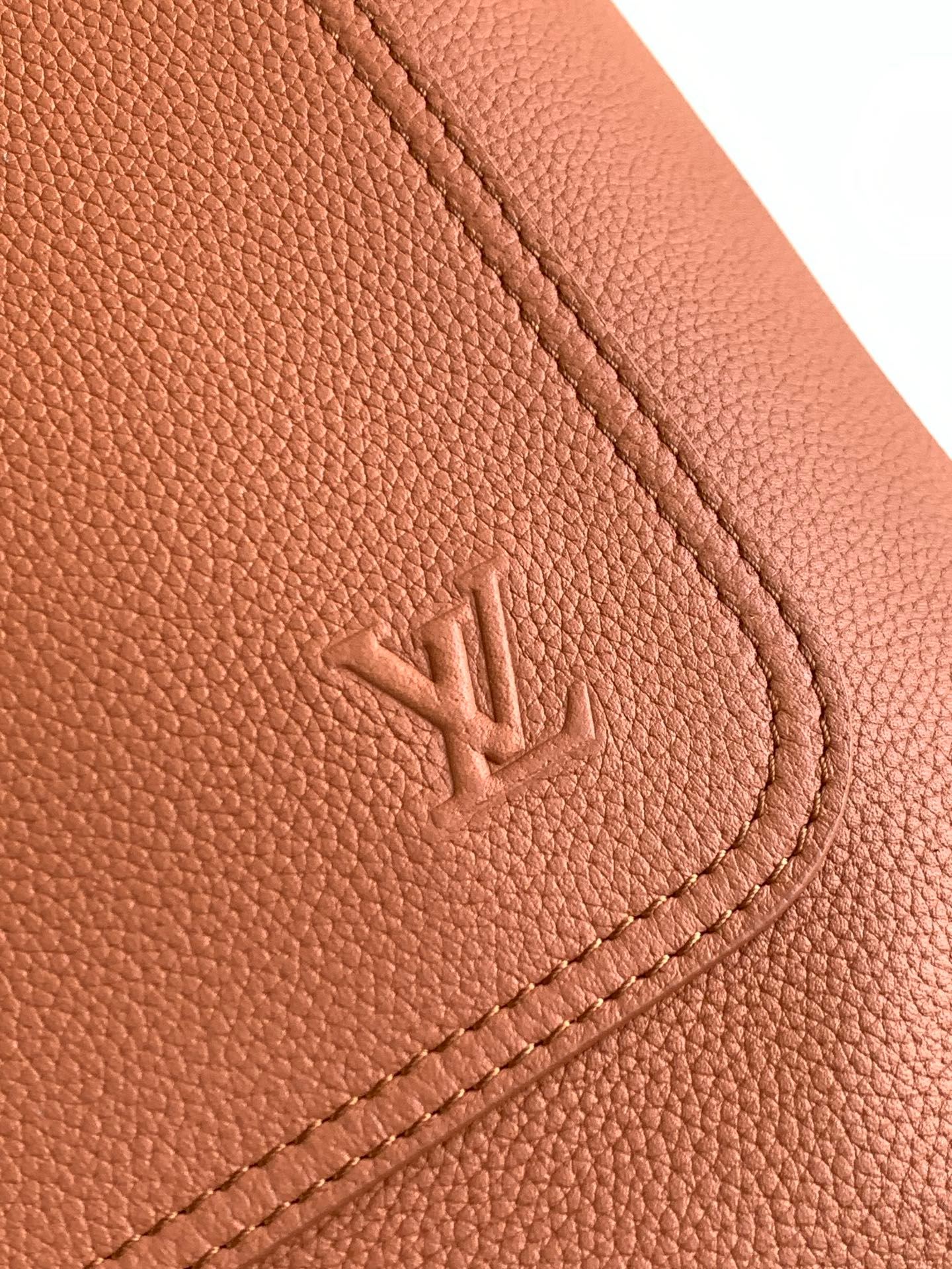 [TOP] Louis Vuitton LV Fastline Backpack 38x43x15cm - Brown