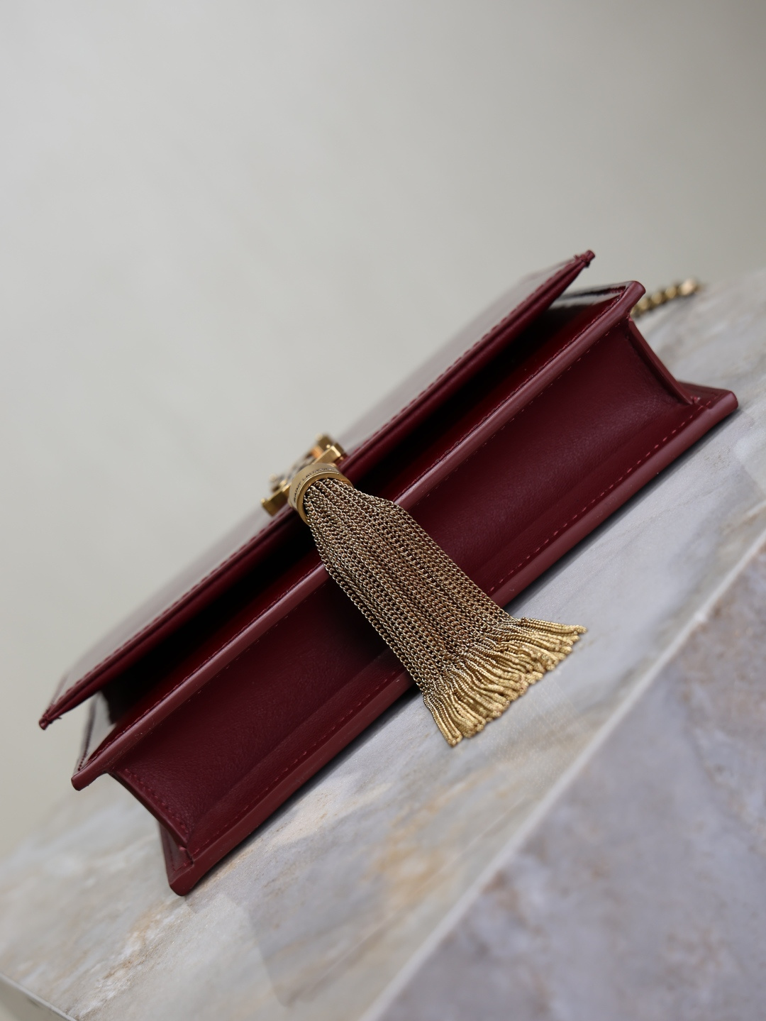 [TOP] Yves Saint Laurent YSL Kate Tassel Bag Patent 19x12.5x4cm - Dark Red & GHW