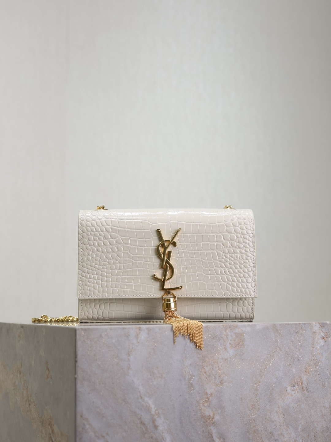 [TOP] Yves Saint Laurent YSL Kate Tassel Bag Croc Embossed Cowhide 20x13.5x5.5cm/24x14.5x5cm - White & GHW