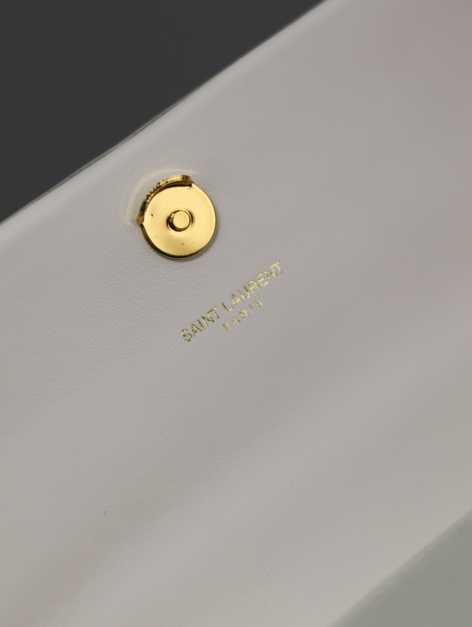 [TOP] Yves Saint Laurent YSL Kate Tassel Bag Croc Embossed Cowhide 19x12.5x4cm - White & GHW