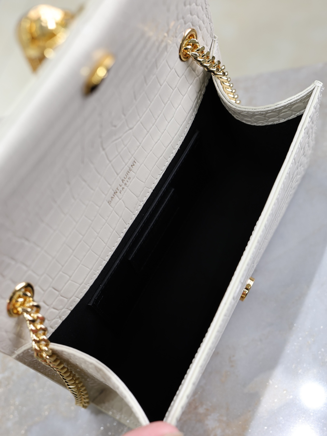 [TOP] Yves Saint Laurent YSL Kate Tassel Bag Croc Embossed Cowhide 20x13.5x5.5cm/24x14.5x5cm - White & GHW