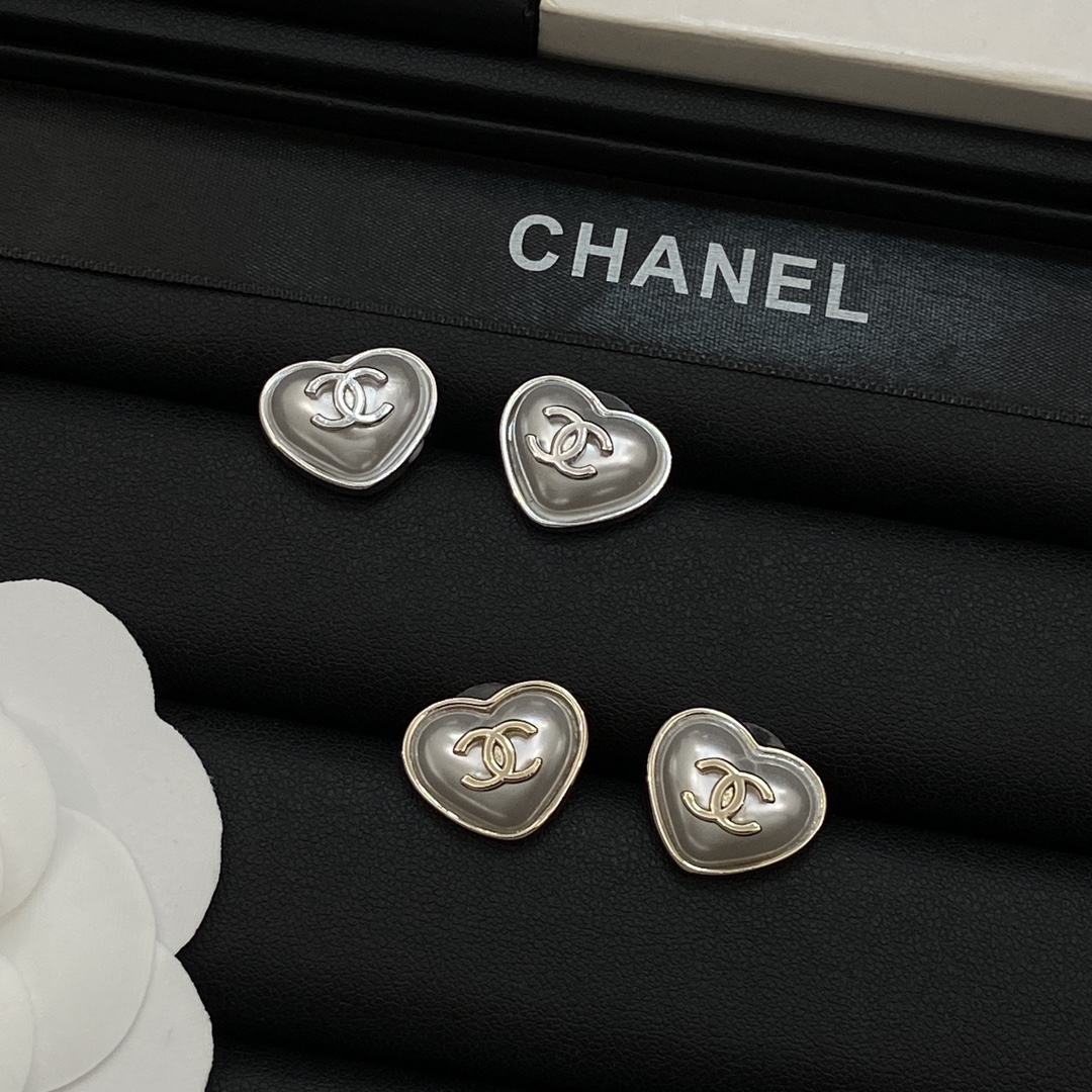 [TOP] CHANEL  Earrings - 2 Colors