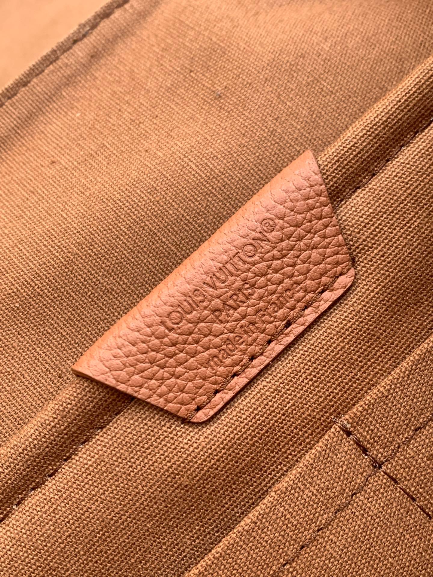 [TOP] Louis Vuitton LV Fastline Backpack 38x43x15cm - Brown