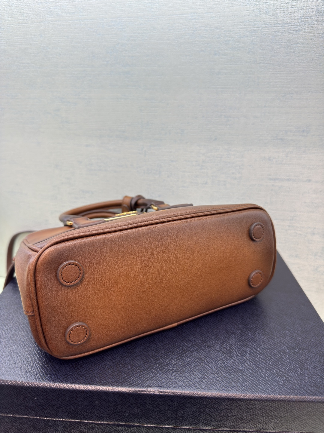 [TOP] PRADA Galleria Mini Saffiano Bag 21x12.5x8.5cm - Chocolate