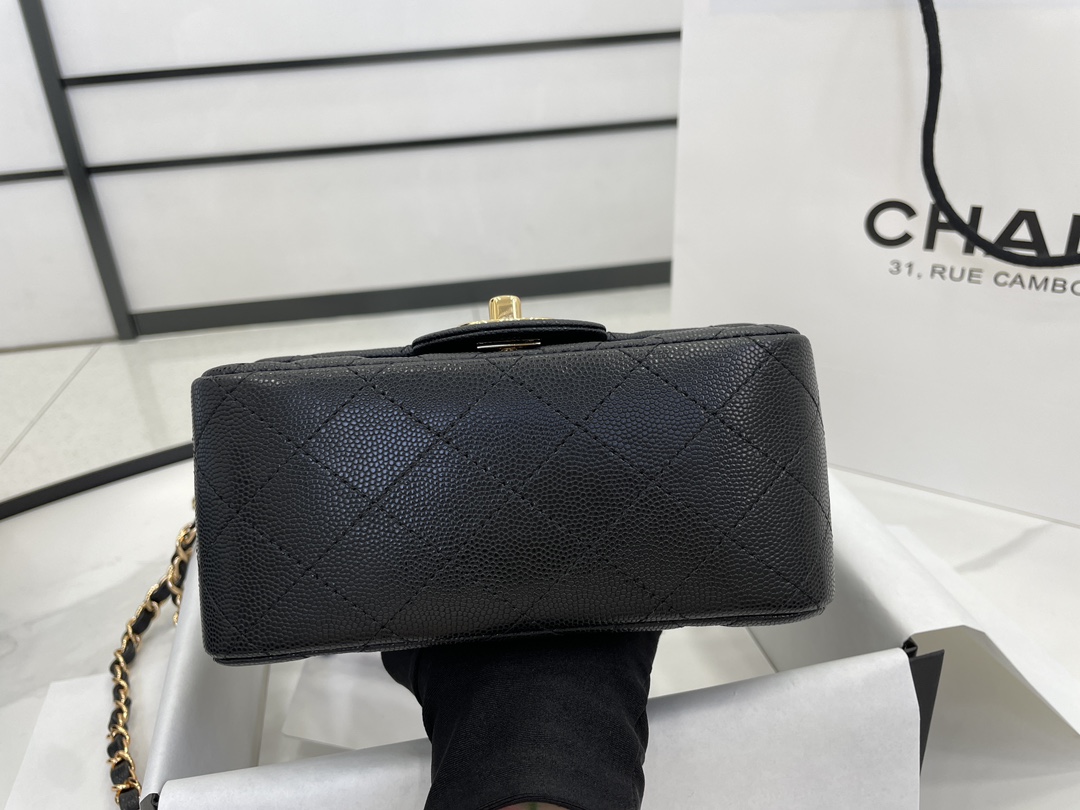 [TOP] CHANEL Classic Flap Bag Caviar Mini 17cm - Black & SHW/GHW