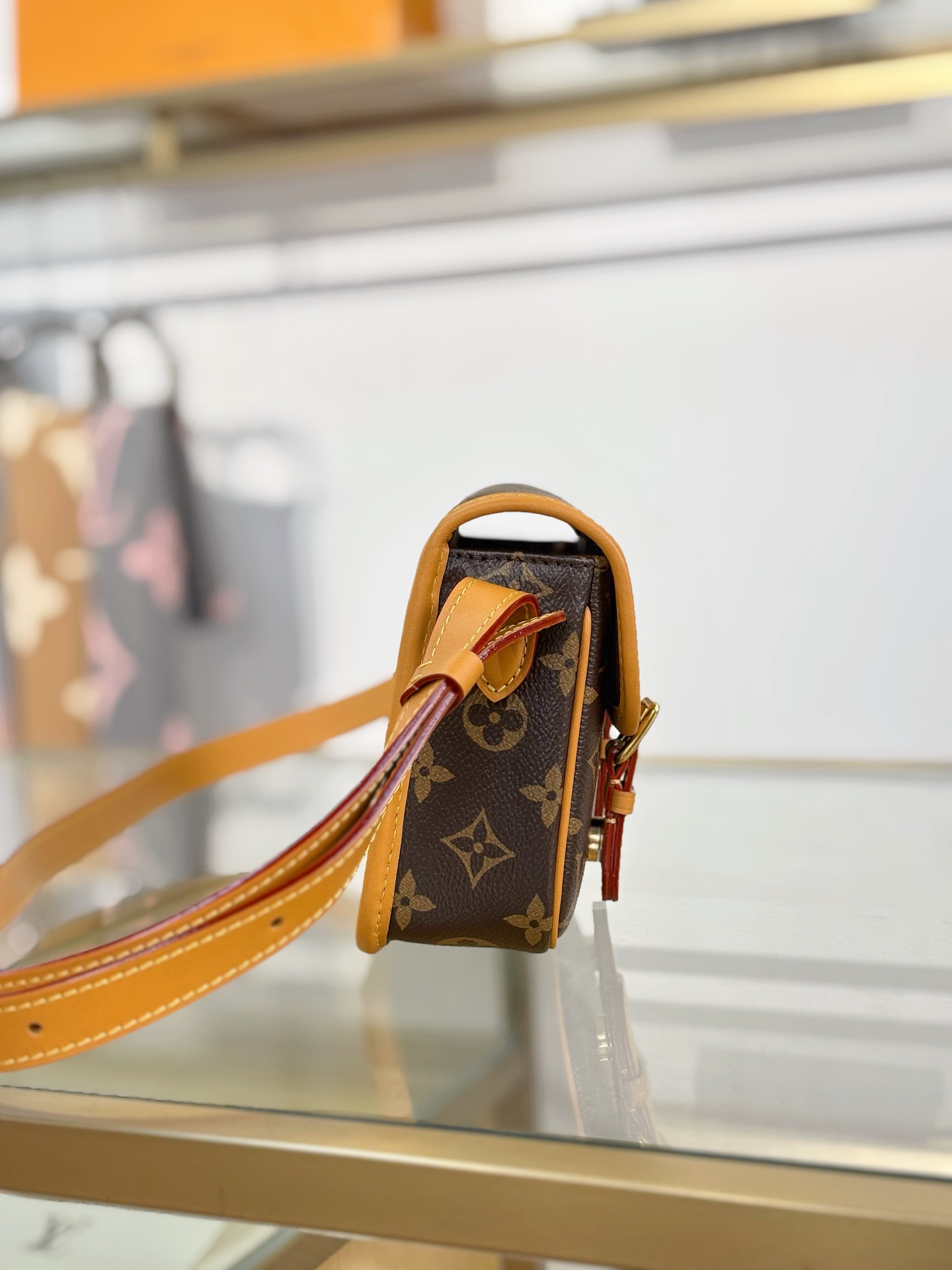 [TOP] Louis Vuitton LV Satchel Bag 19.5x15x6cm - Brown