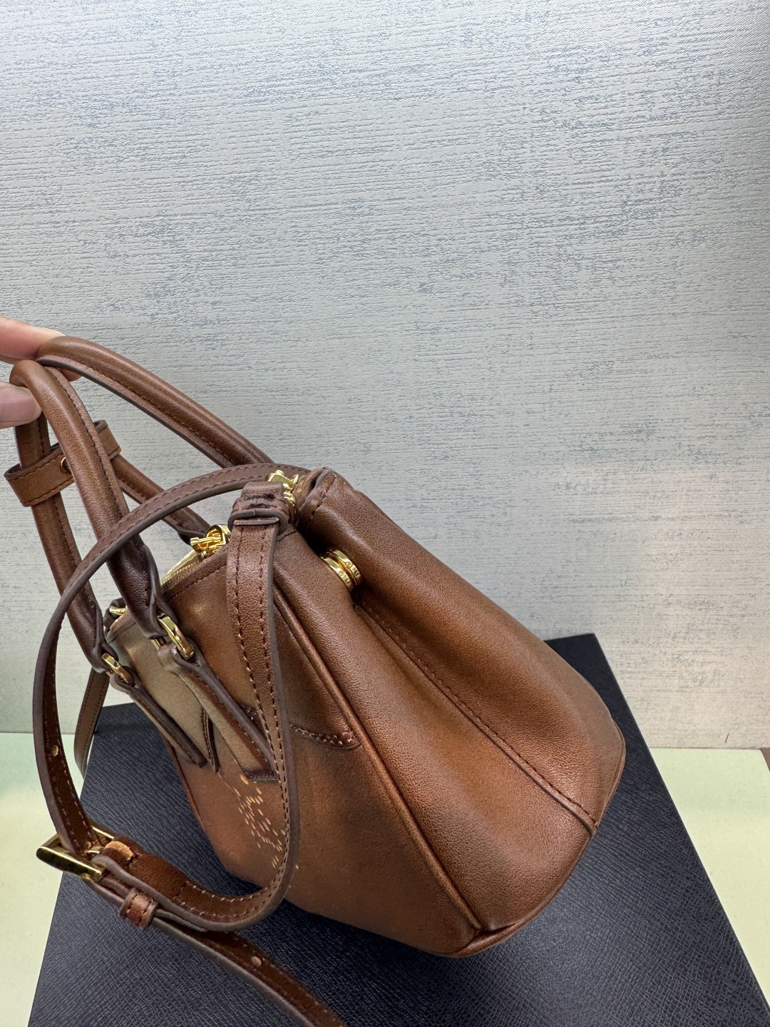 [TOP] PRADA Galleria Mini Saffiano Bag 21x12.5x8.5cm - Chocolate