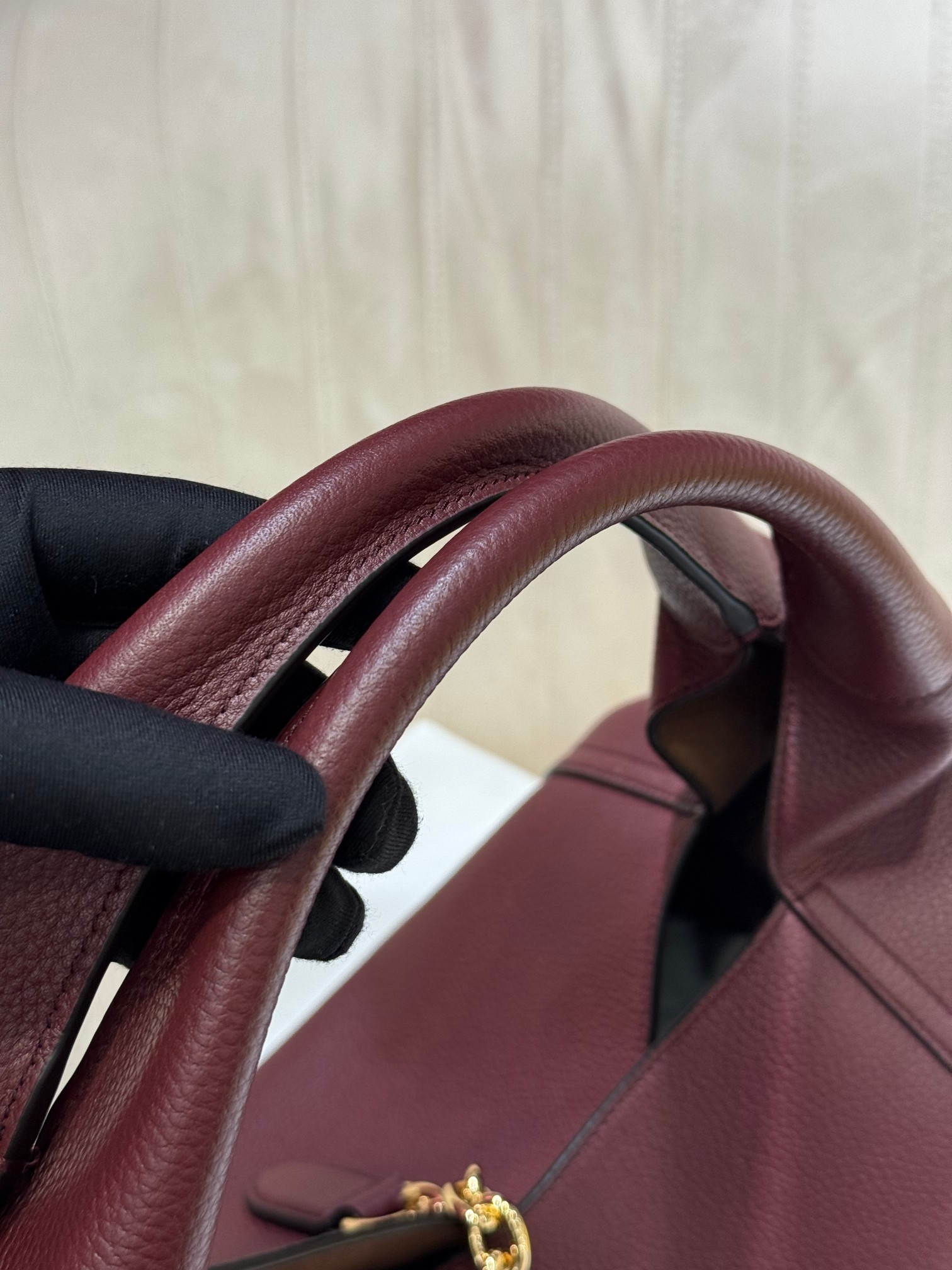 [TOP] GUCCI Softbit Shoulder Bag Cowhide 46 x 26 x 16 cm - Red