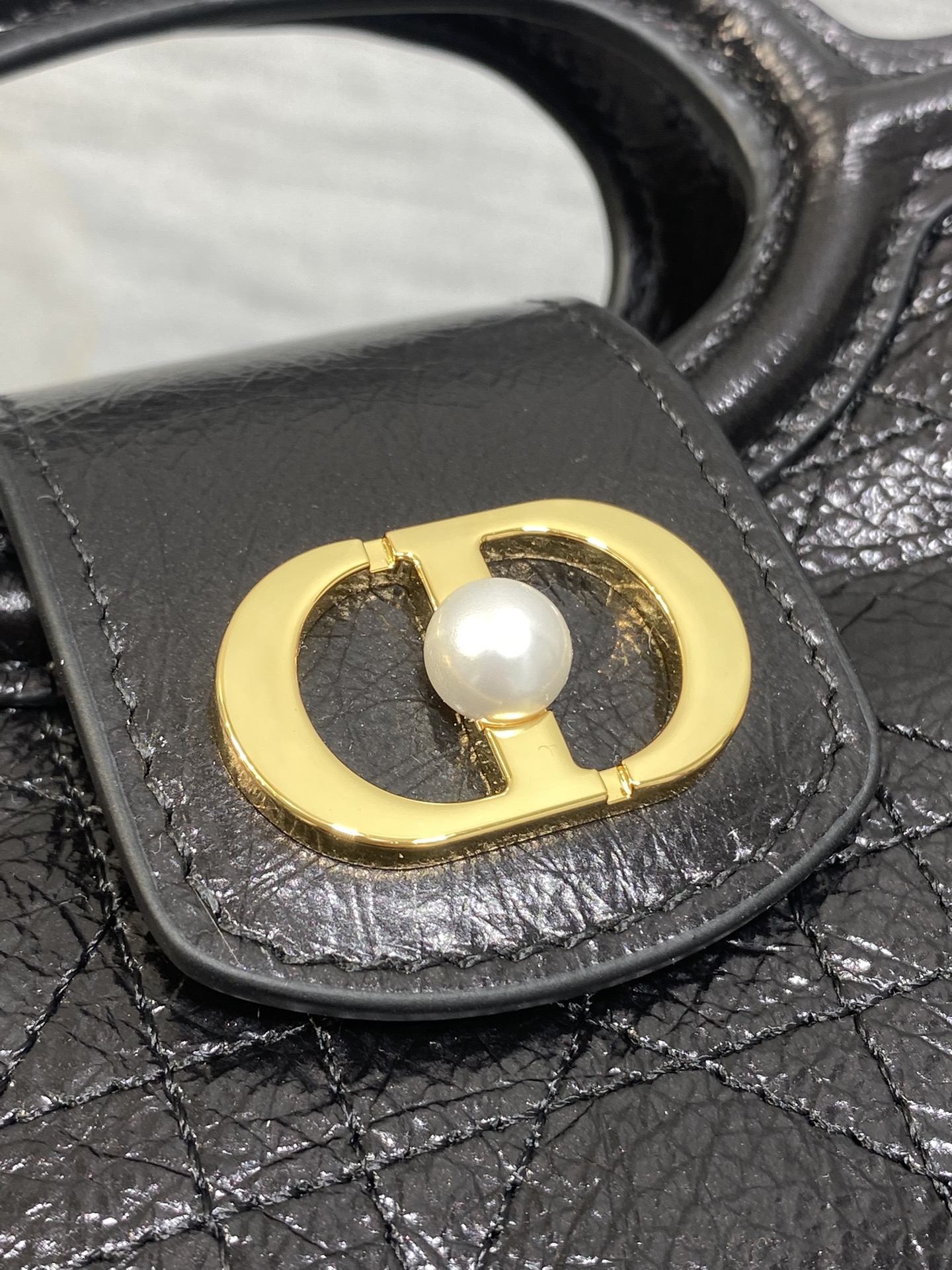 [TOP] Christian Dior  Jolie Top Handle Bag 18.5 x 13 x 8.5 cm - Black