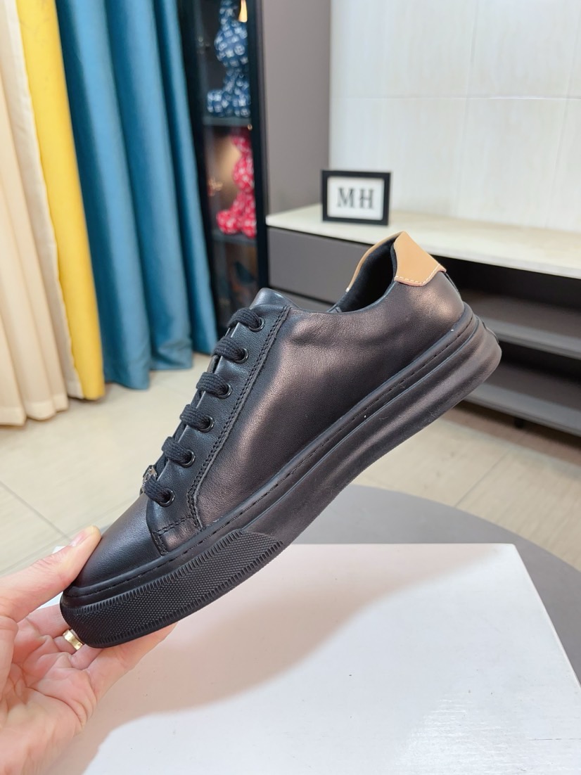 [TOP] BURBERRY Men's Cowhide Casual Shoes - 2 Cors