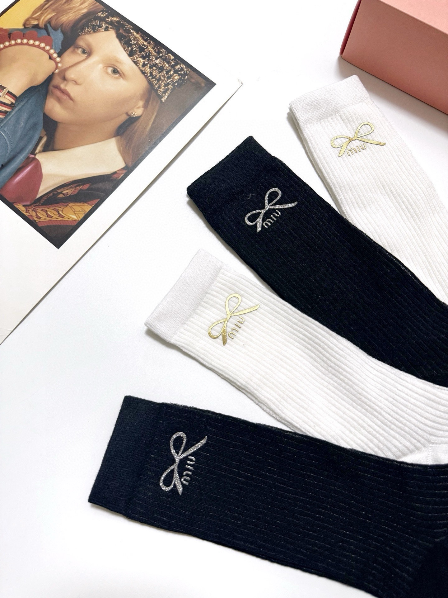 [TOP] Miu Miu Socks - 4 Pieces as a Set