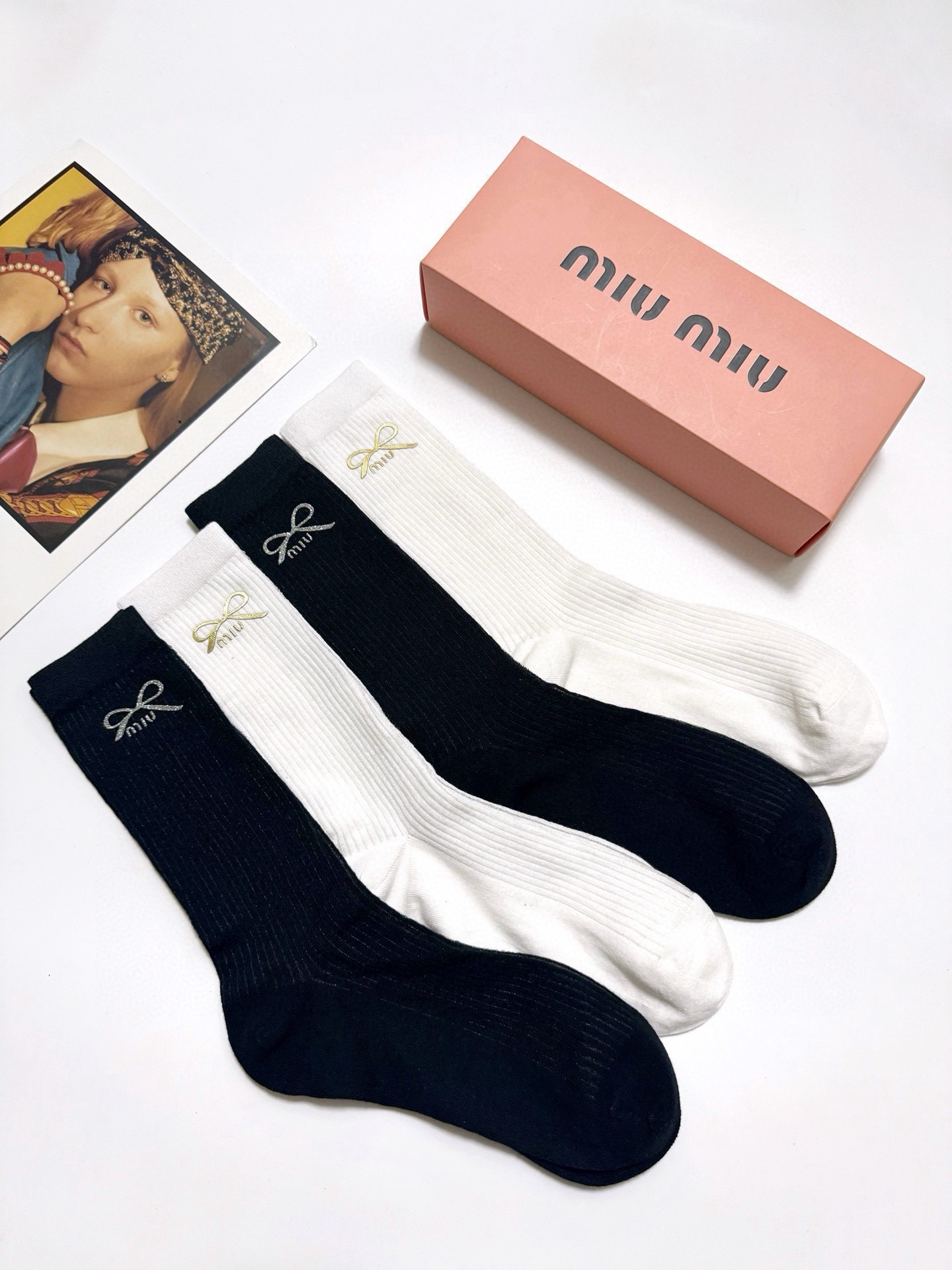 [TOP] Miu Miu Socks - 4 Pieces as a Set