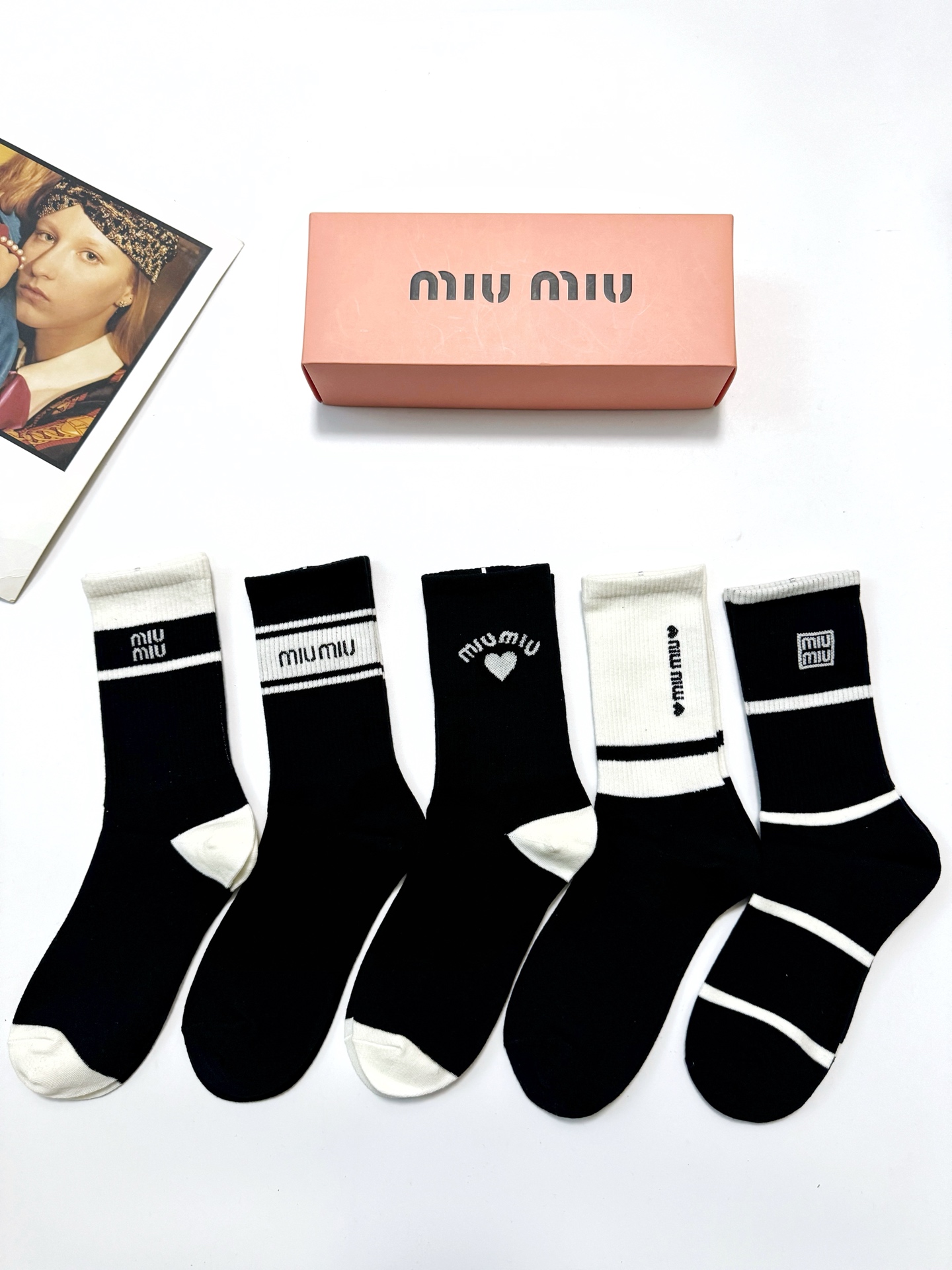 [TOP] Miu Miu Socks - 5 Pieces as a Set