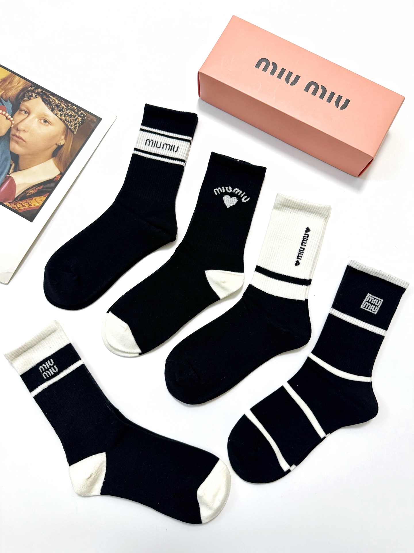 [TOP] Miu Miu Socks - 5 Pieces as a Set