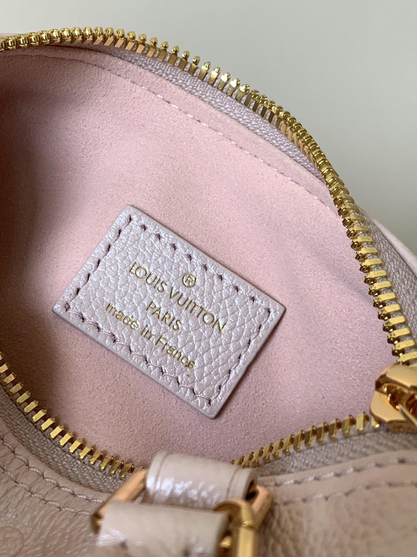 [TOP] Louis Vuitton LV Nano Speedy Bag 16×10×7.5 cm - Pearl Pink