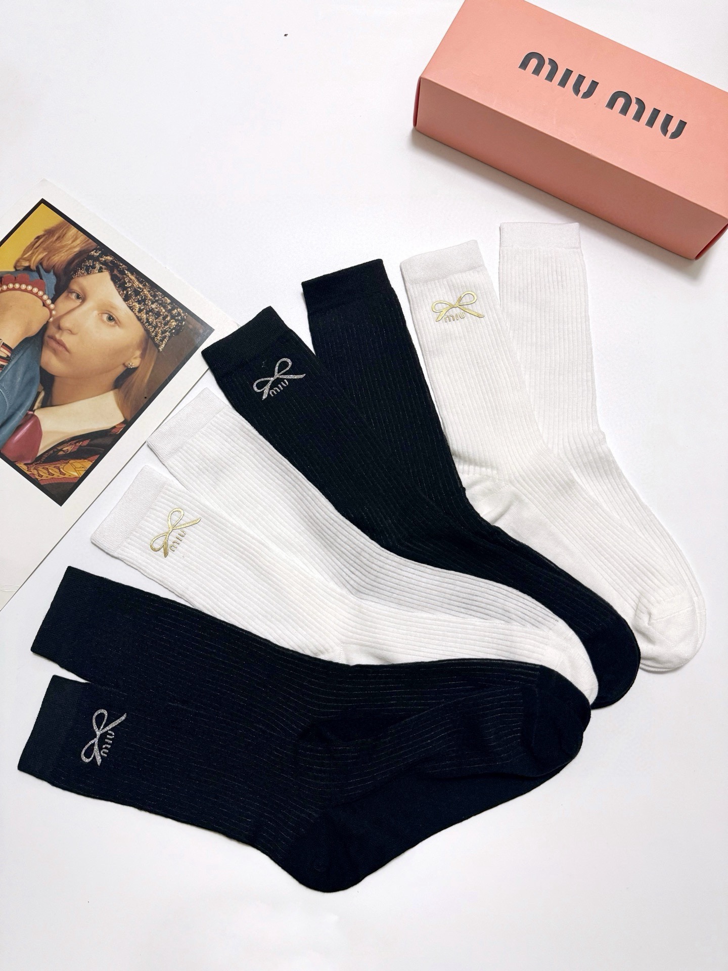 [TOP] Miu Miu Socks - 4 Pieces as a Set