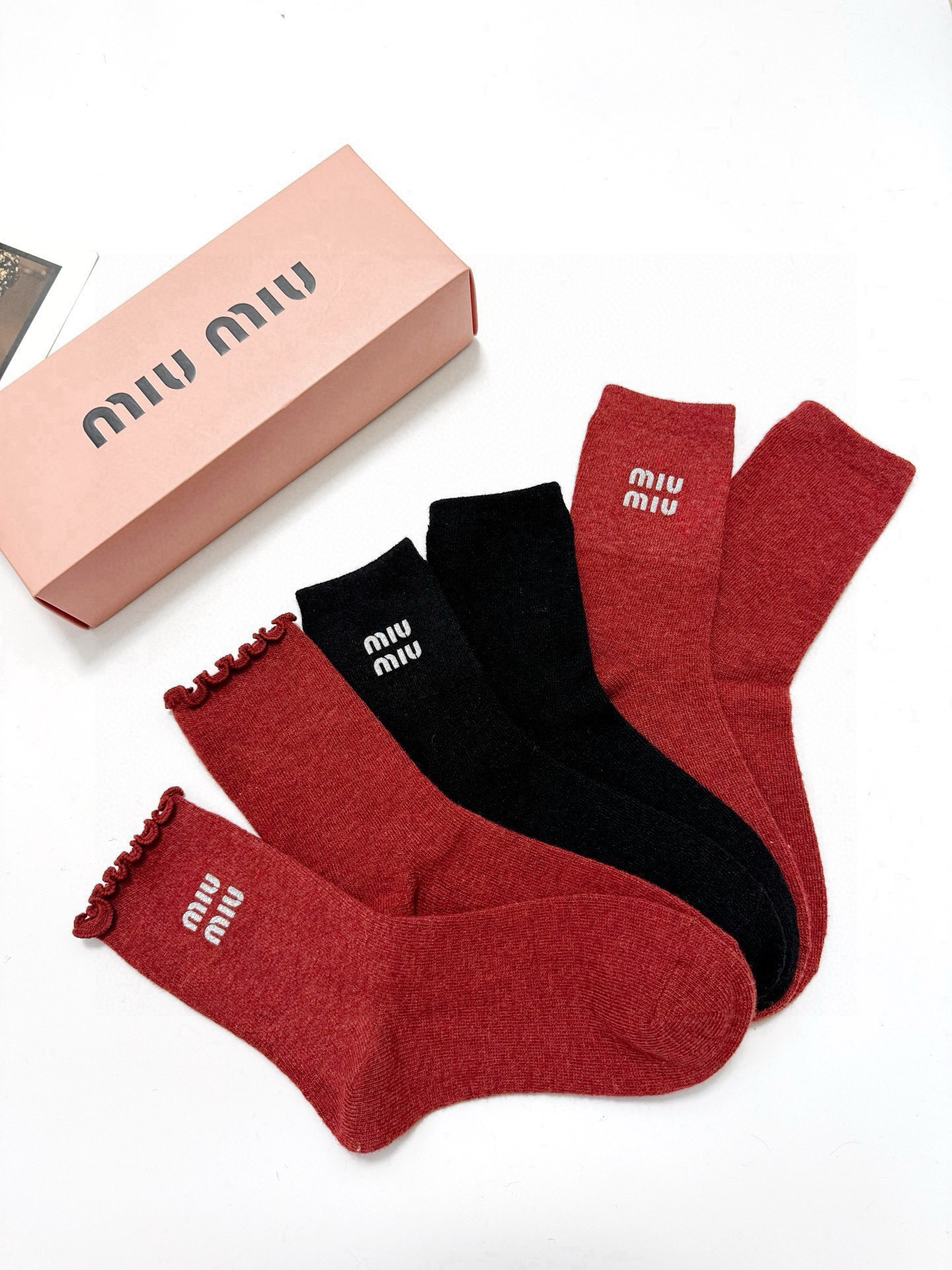 [TOP] Miu Miu Socks - 3 Pieces as a Set