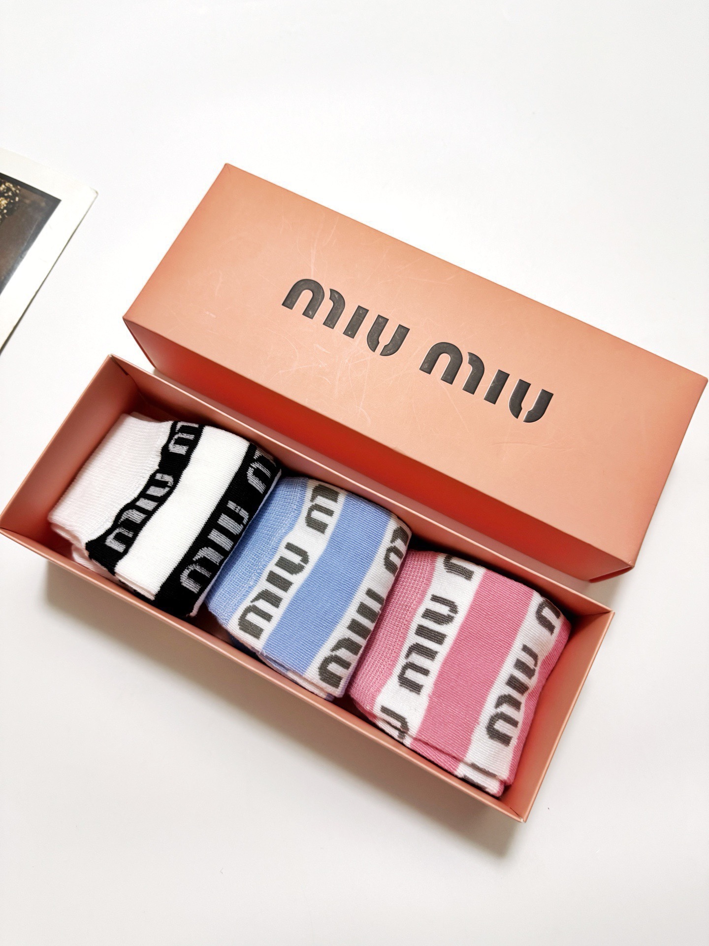 [TOP] Miu Miu Socks - 3 Pieces as a Set