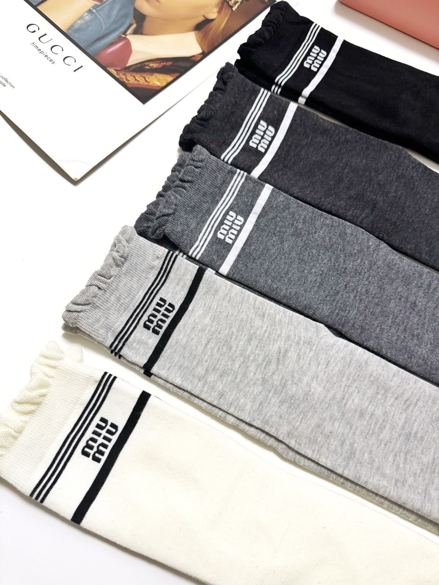 [TOP] Miu Miu Socks - 5 Pieces as a Set