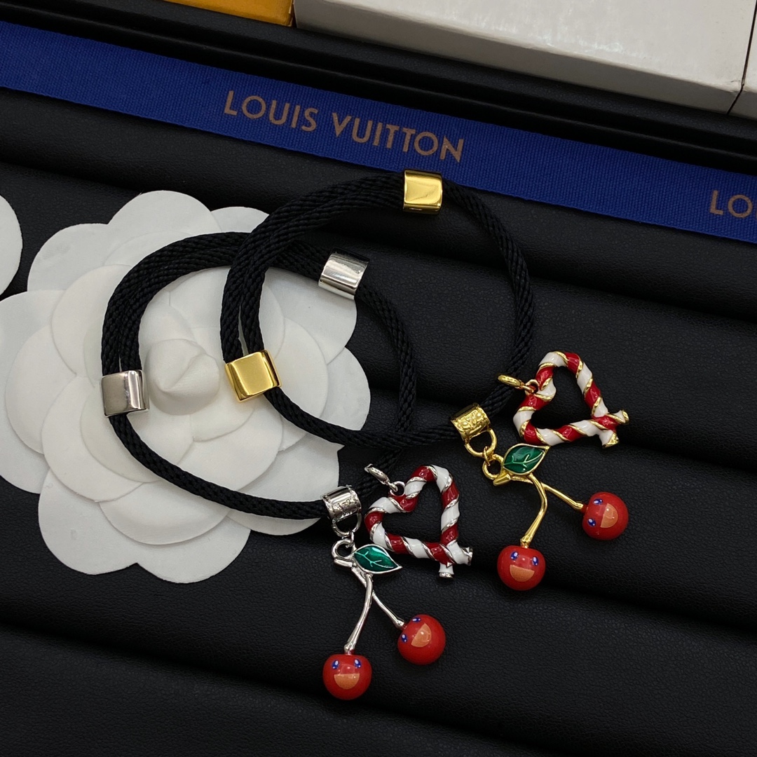 [TOP] Louis Vuitton LV Bracelet - 2 Colour