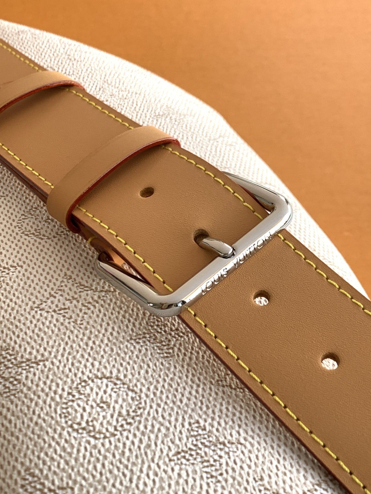 [TOP] Louis Vuitton LV Monogram Shadow Rush Bag Calfskin 30x15x8cm - 2 Colour