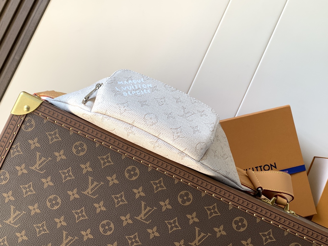 [TOP] Louis Vuitton LV Monogram Shadow Rush Bag Calfskin 30x15x8cm - 2 Colour