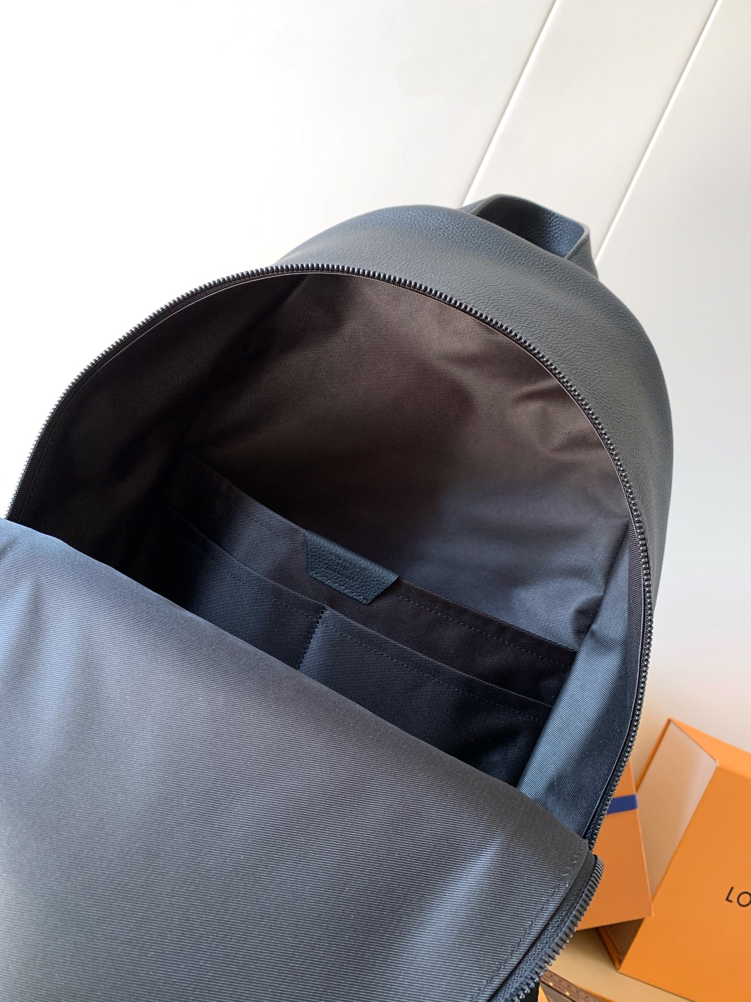 [TOP] Louis Vuitton LV Discovery Work Backpack 32x42x19cm - Black