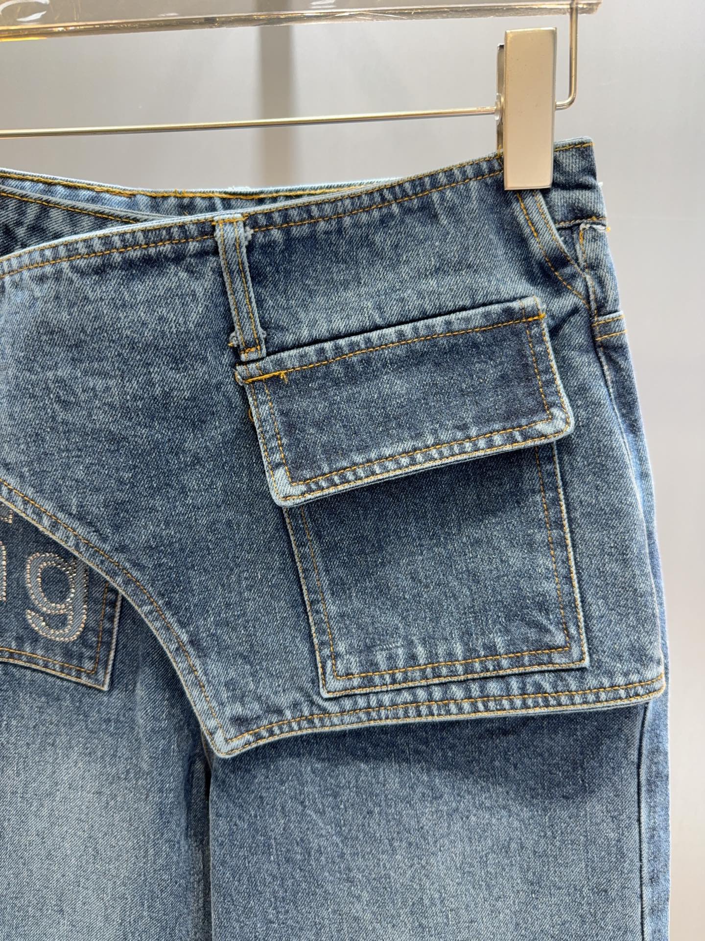 [TOP]  Alexander Wang Pants - Blue