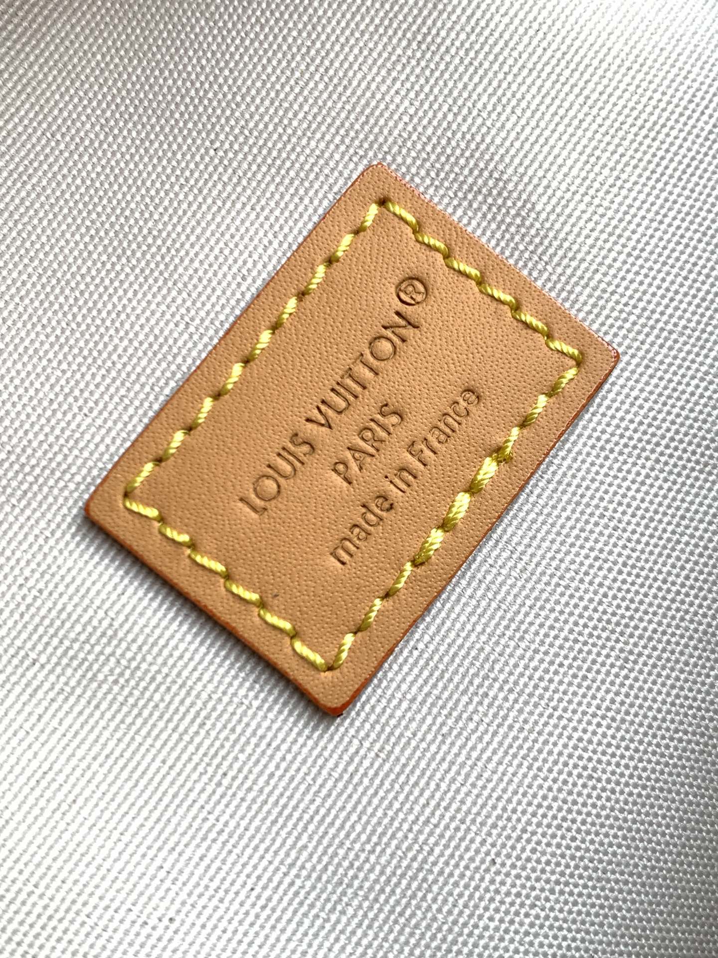 [TOP] Louis Vuitton LV Monogram Shadow Rush Bag Calfskin 30x15x8cm - 2 Colour