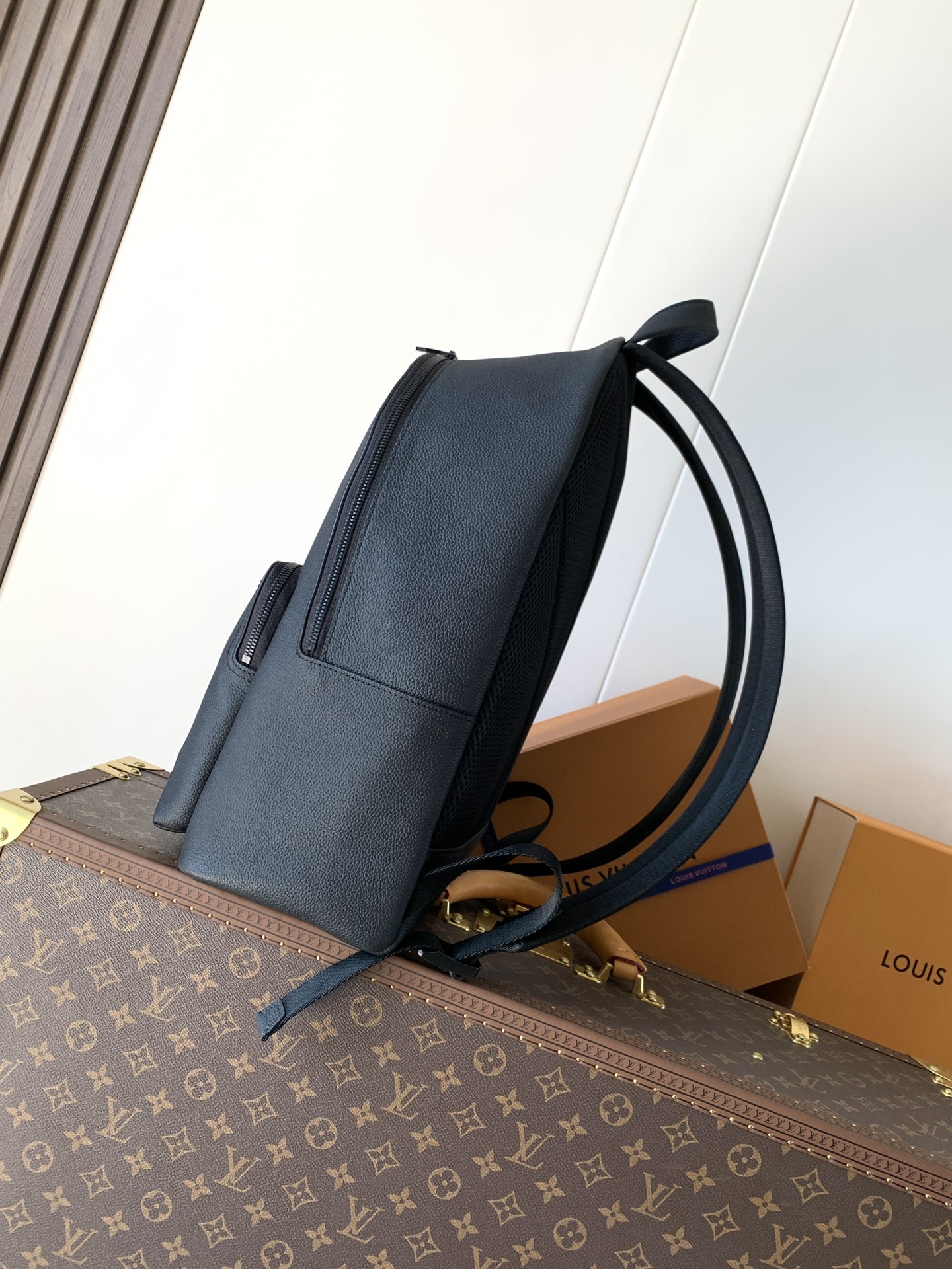 [TOP] Louis Vuitton LV Discovery Work Backpack 32x42x19cm - Black