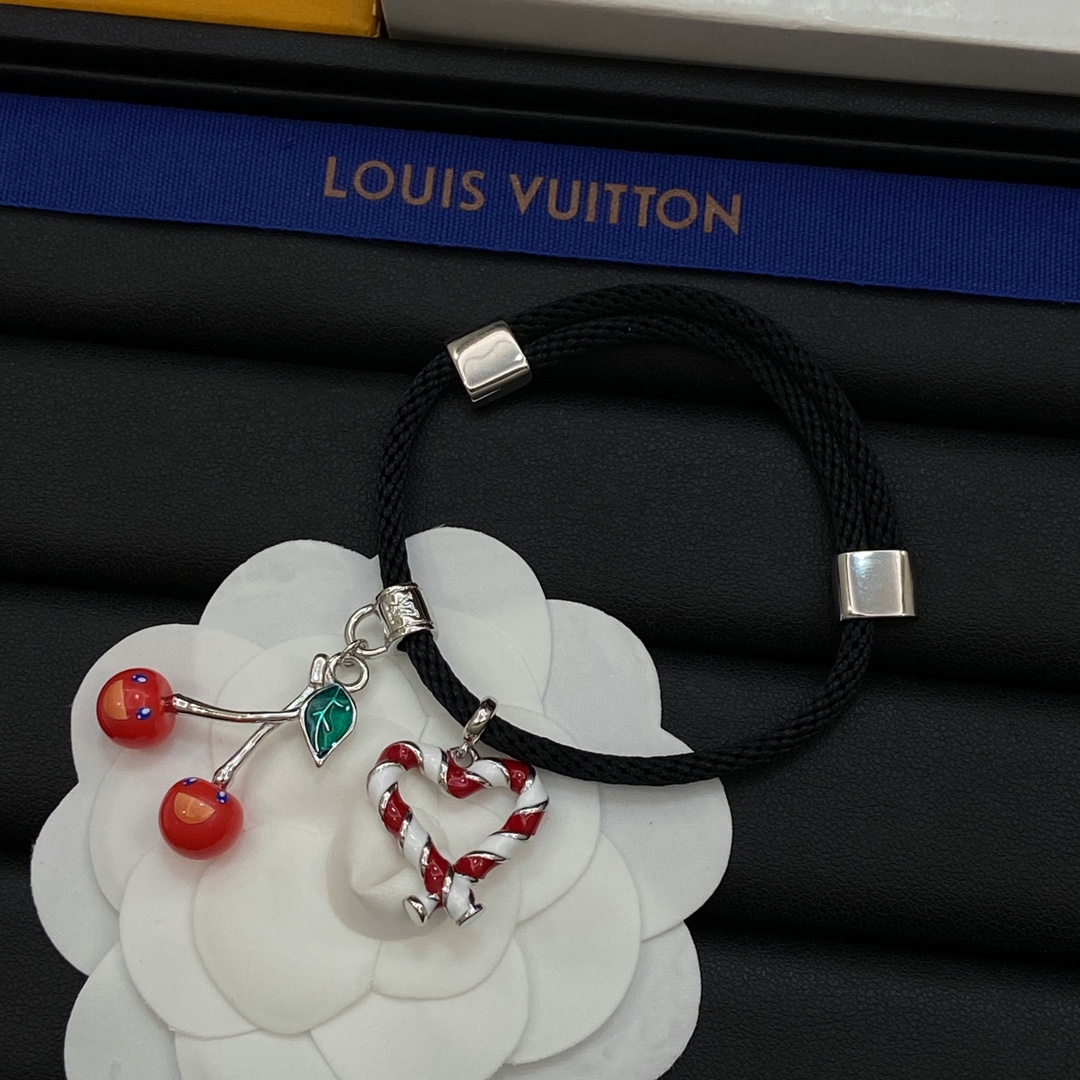 [TOP] Louis Vuitton LV Bracelet - 2 Colour
